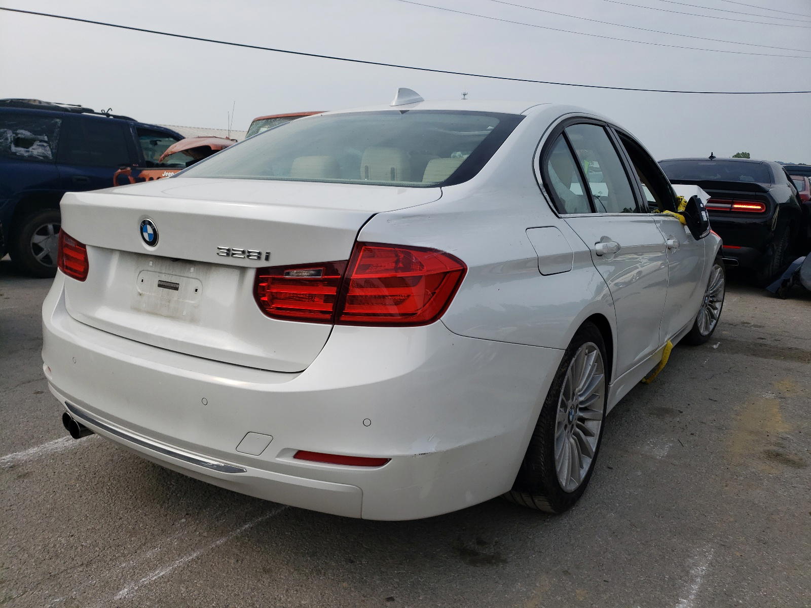 Photo 4 from auction – 2015 BMW 328 I with VIN WBA3A5G55FNS84145