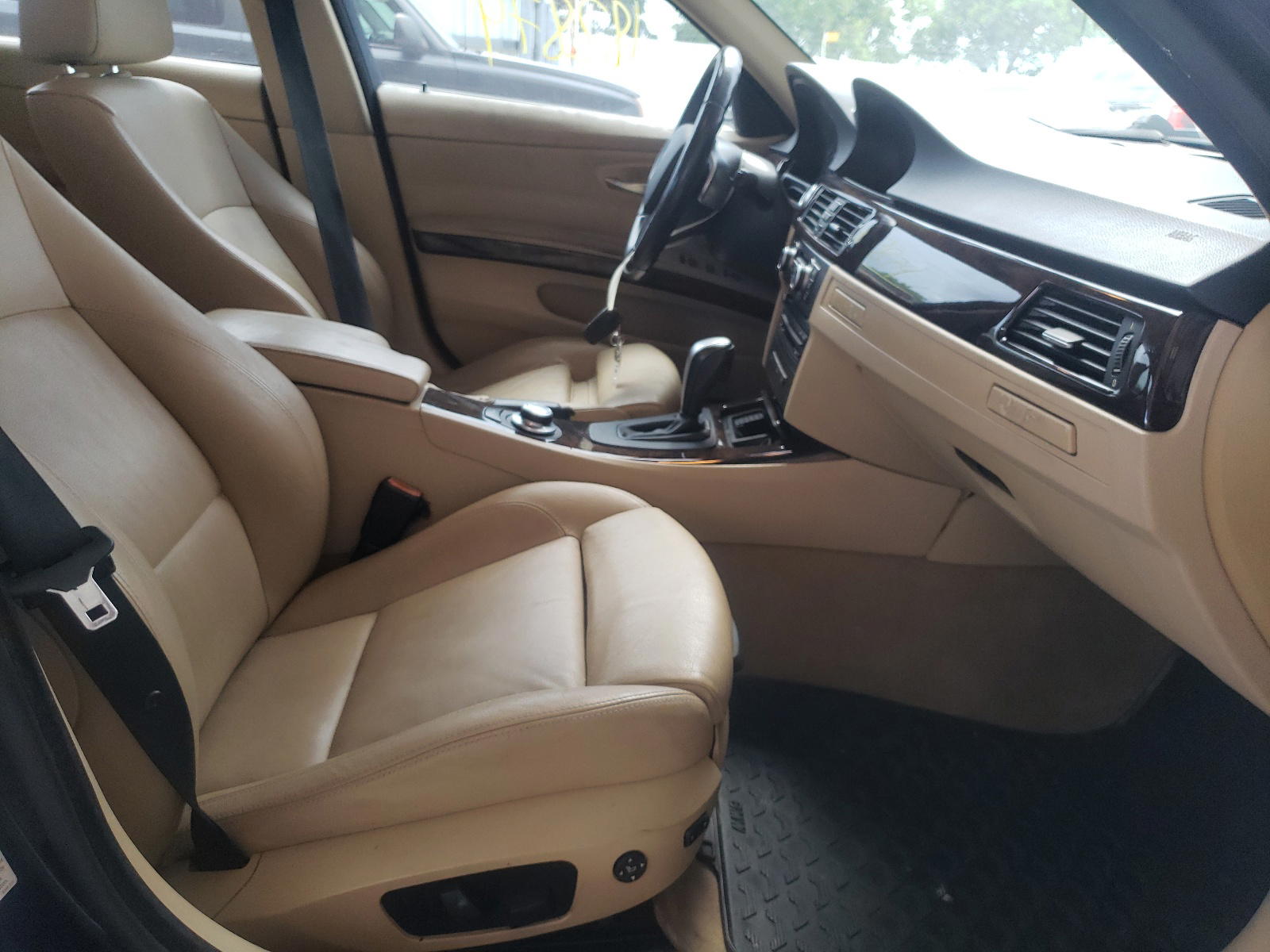 Photo 5 from auction – 2008 BMW 335 XI with VIN WBAVD53518A284031