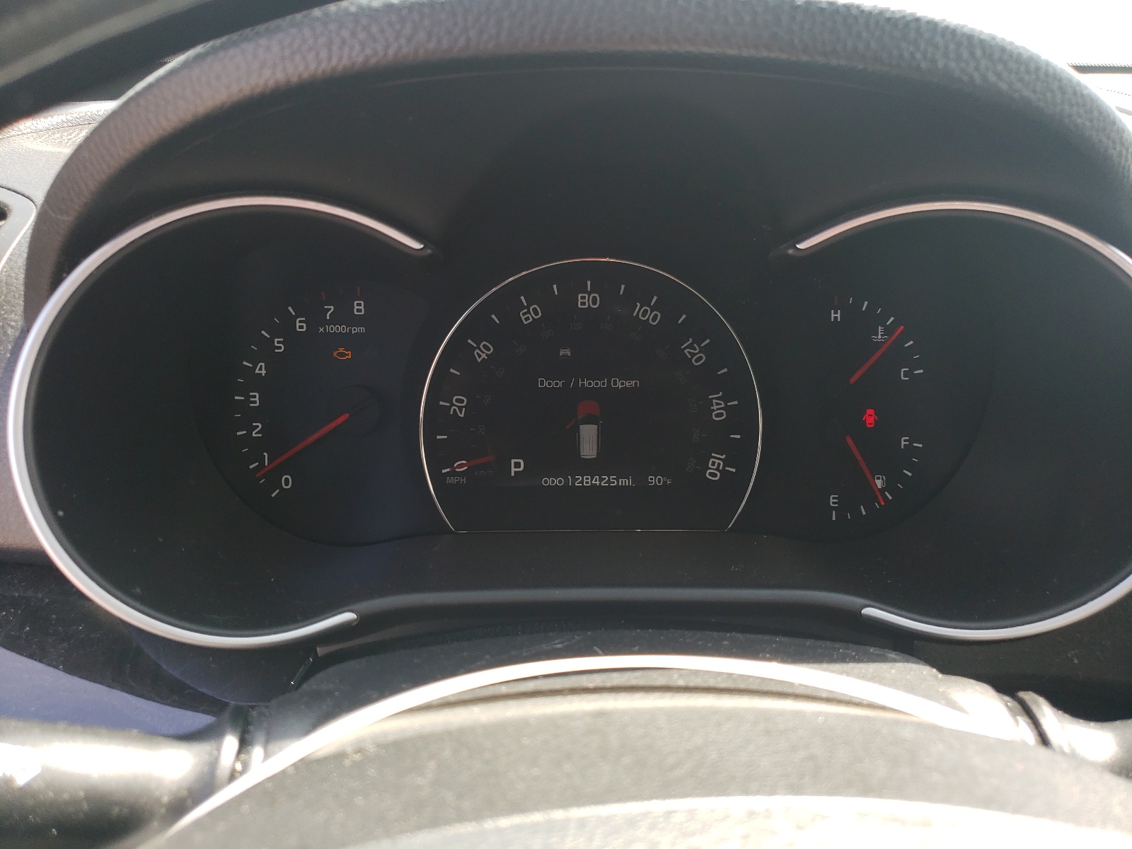 Photo 8 from auction – 2014 KIA SORENTO SX with VIN 5XYKWDA77EG440339