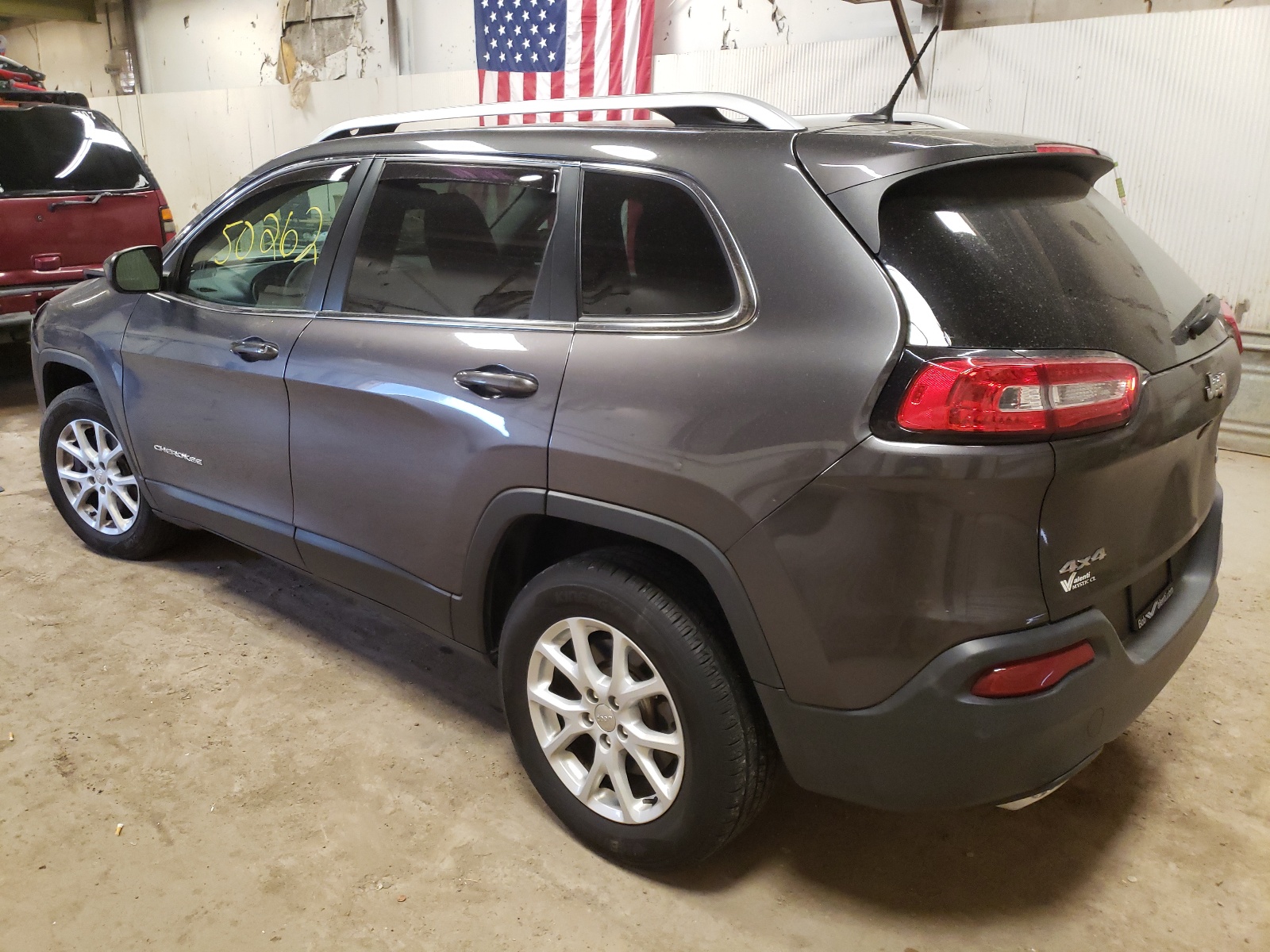 Photo 3 from auction – 2015 JEEP CHEROKEE L with VIN 1C4PJMCS5FW610479
