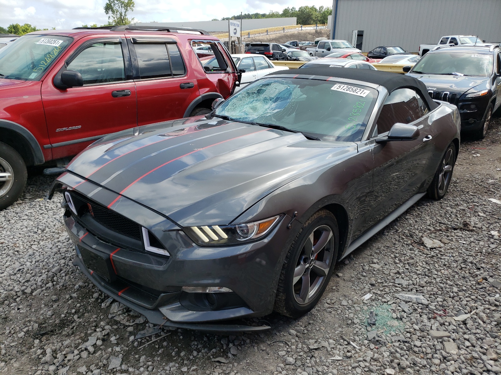 Photo 2 from auction – 2015 FORD MUSTANG with VIN 1FATP8EM4F5415374