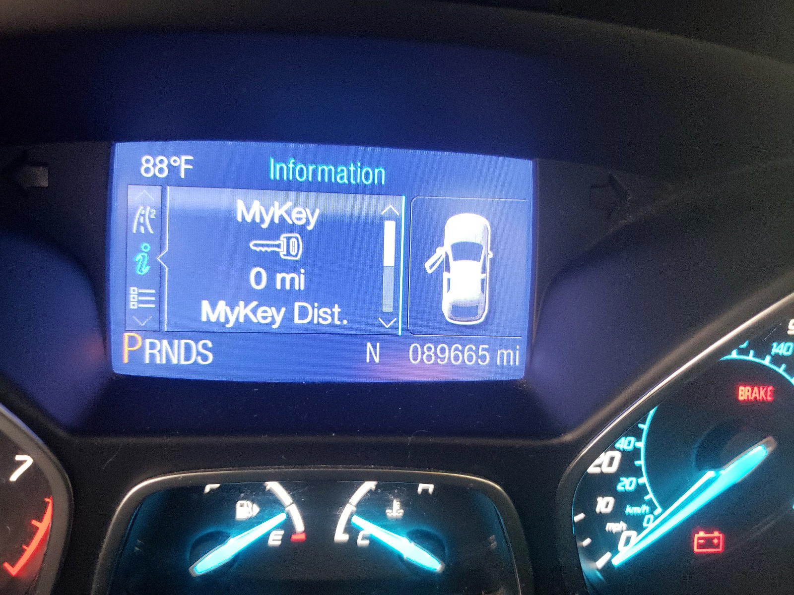 Photo 8 from auction – 2013 FORD ESCAPE S with VIN 1FMCU0F71DUA93434