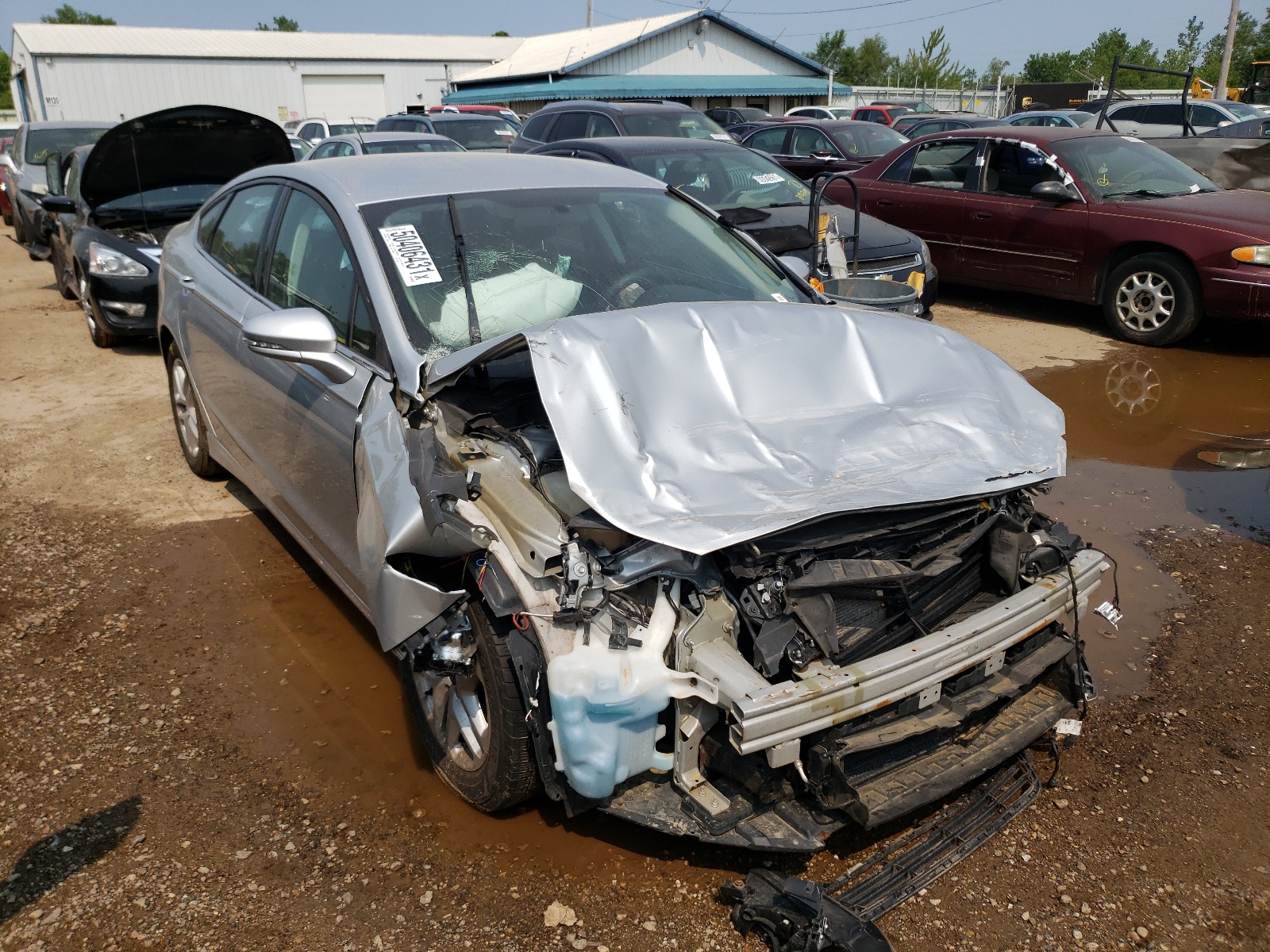 Photo 1 from auction – 2016 FORD FUSION SE with VIN 3FA6P0H75GR147812