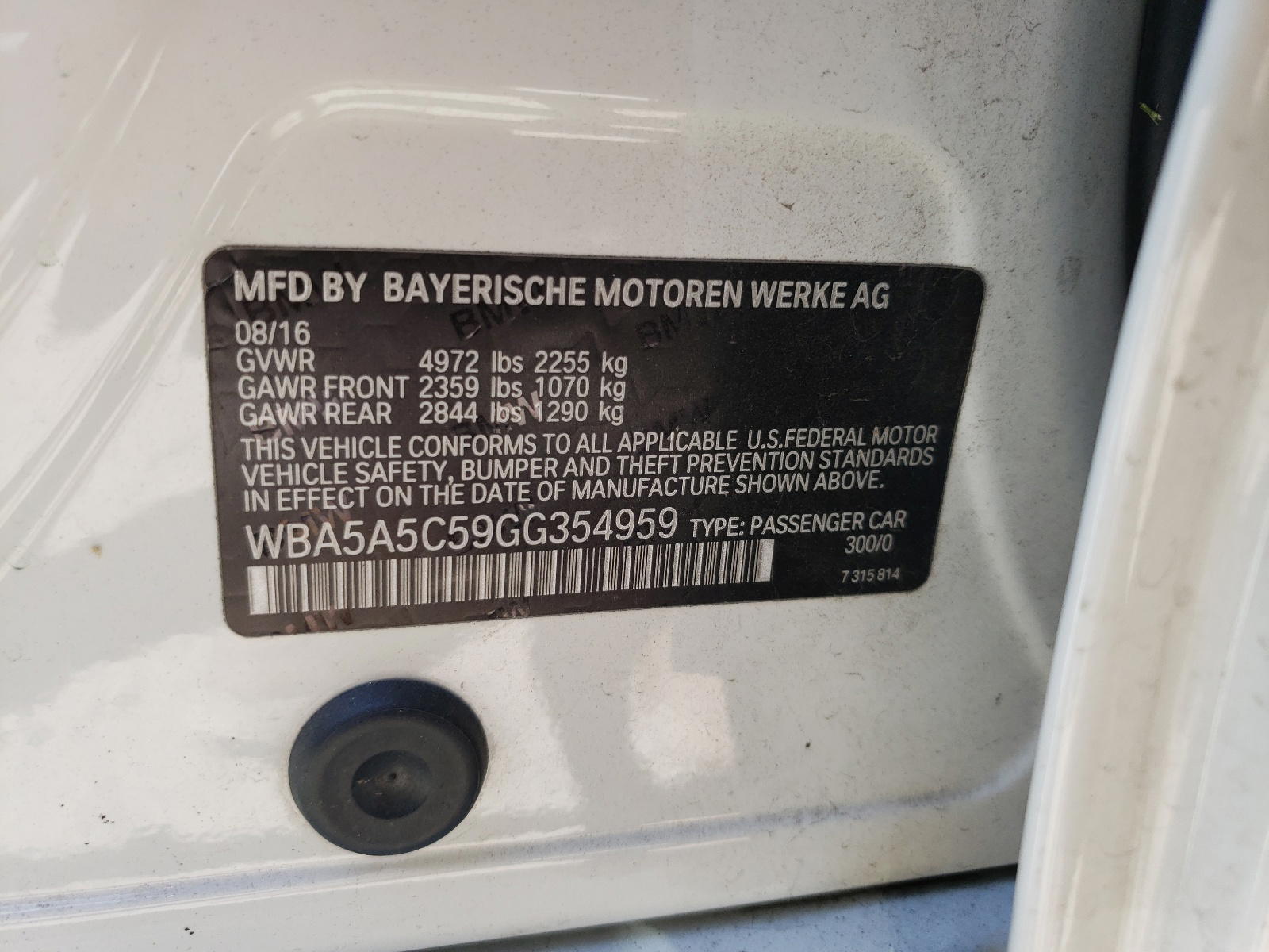 Photo 10 from auction – 2016 BMW 528 I with VIN WBA5A5C59GG354959
