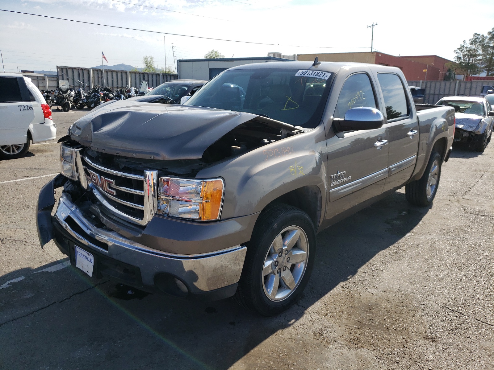 Photo 2 from auction – 2012 GMC SIERRA K15 with VIN 3GTP2VE22CG303927