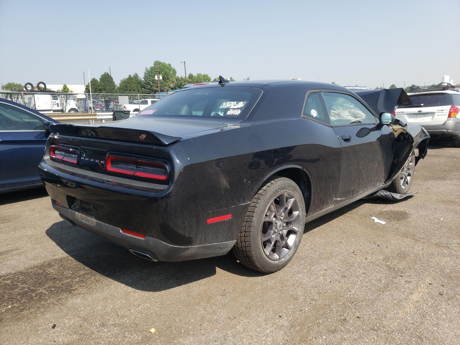 Photo 4 from auction – 2018 DODGE CHALLENGER with VIN 2C3CDZGG2JH257283