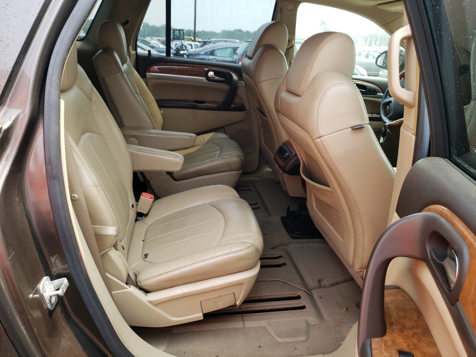 Фото 6 с аукциона – 2008 BUICK ENCLAVE CX с VIN 5GAEV23748J155766