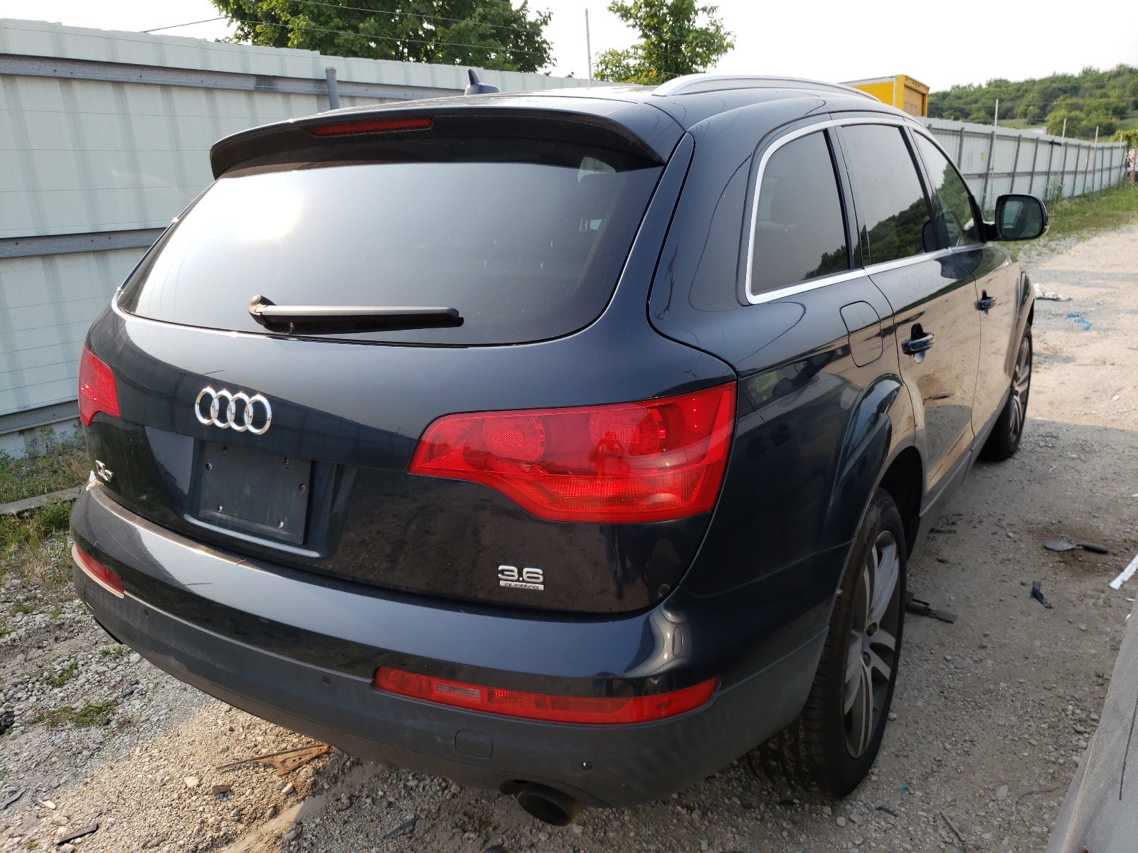 Zdjęcie 4 z aukcji – 2009 AUDI Q7 3.6 QUA z VIN WA1AY94L69D001059