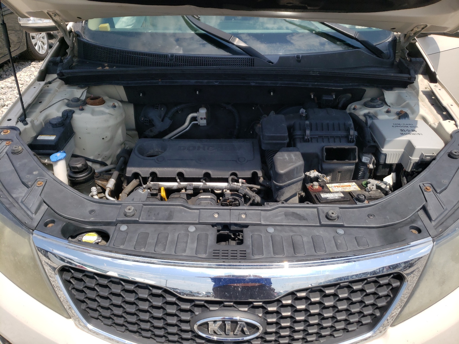Photo 7 from auction – 2011 KIA SORENTO BA with VIN 5XYKT4A1XBG025614