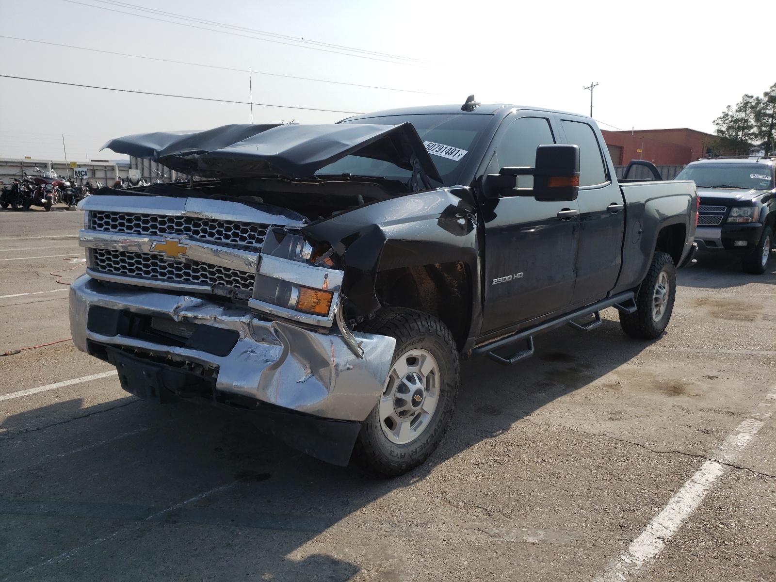Photo 2 from auction – 2019 CHEVROLET SILVERADO with VIN 2GC2KREG0K1110647