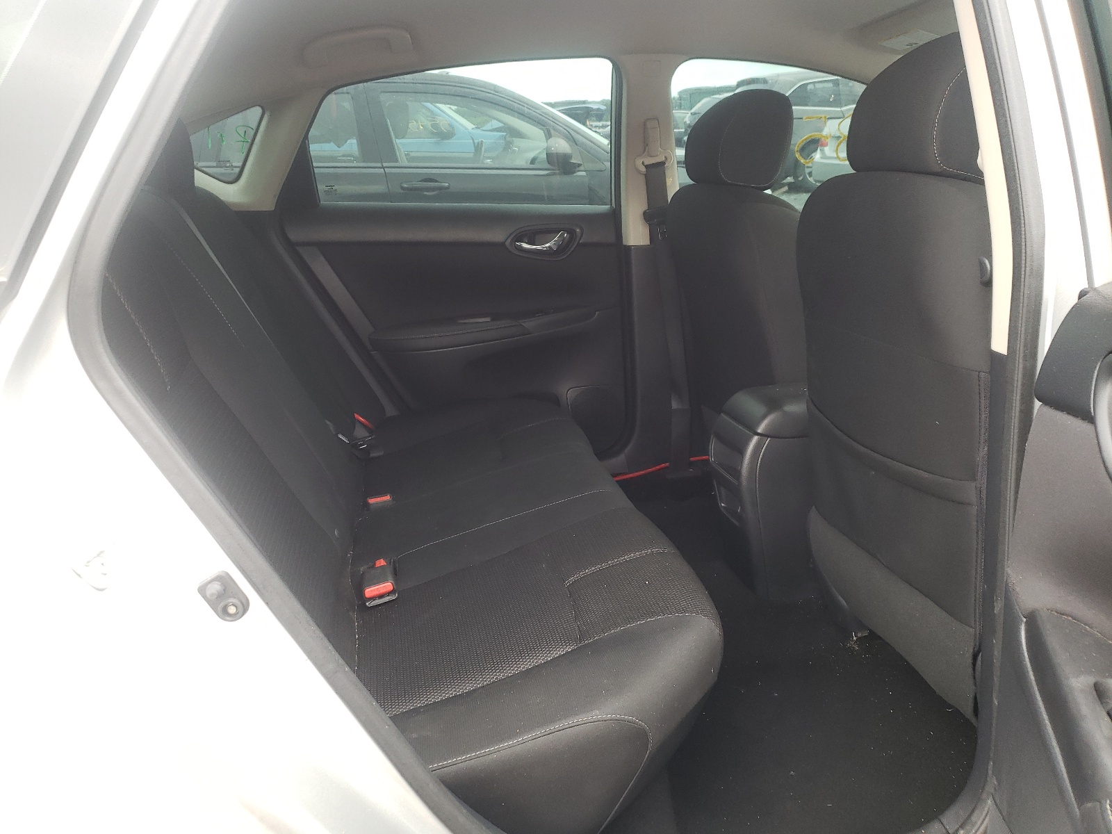 Photo 6 from auction – 2018 NISSAN SENTRA S with VIN 3N1AB7AP2JY325875