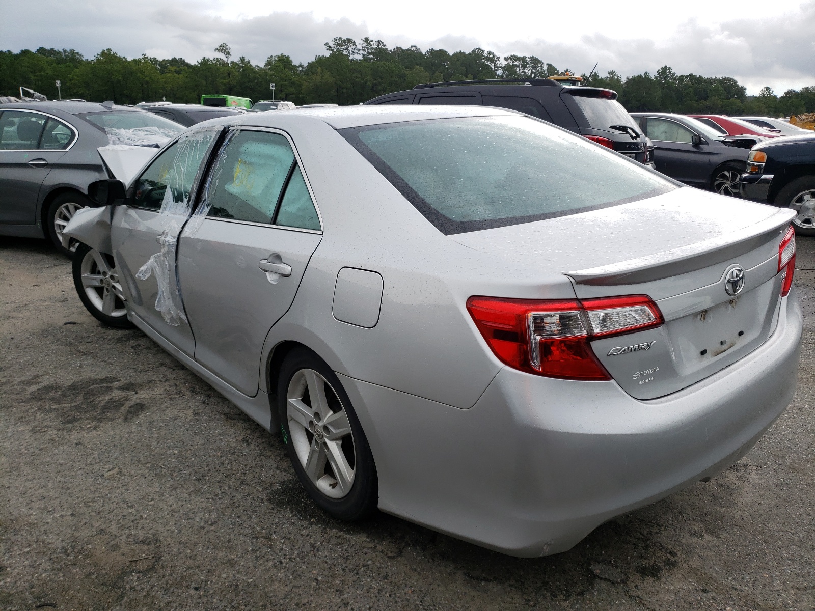 Photo 3 from auction – 2014 TOYOTA CAMRY L with VIN 4T1BF1FK4EU340026