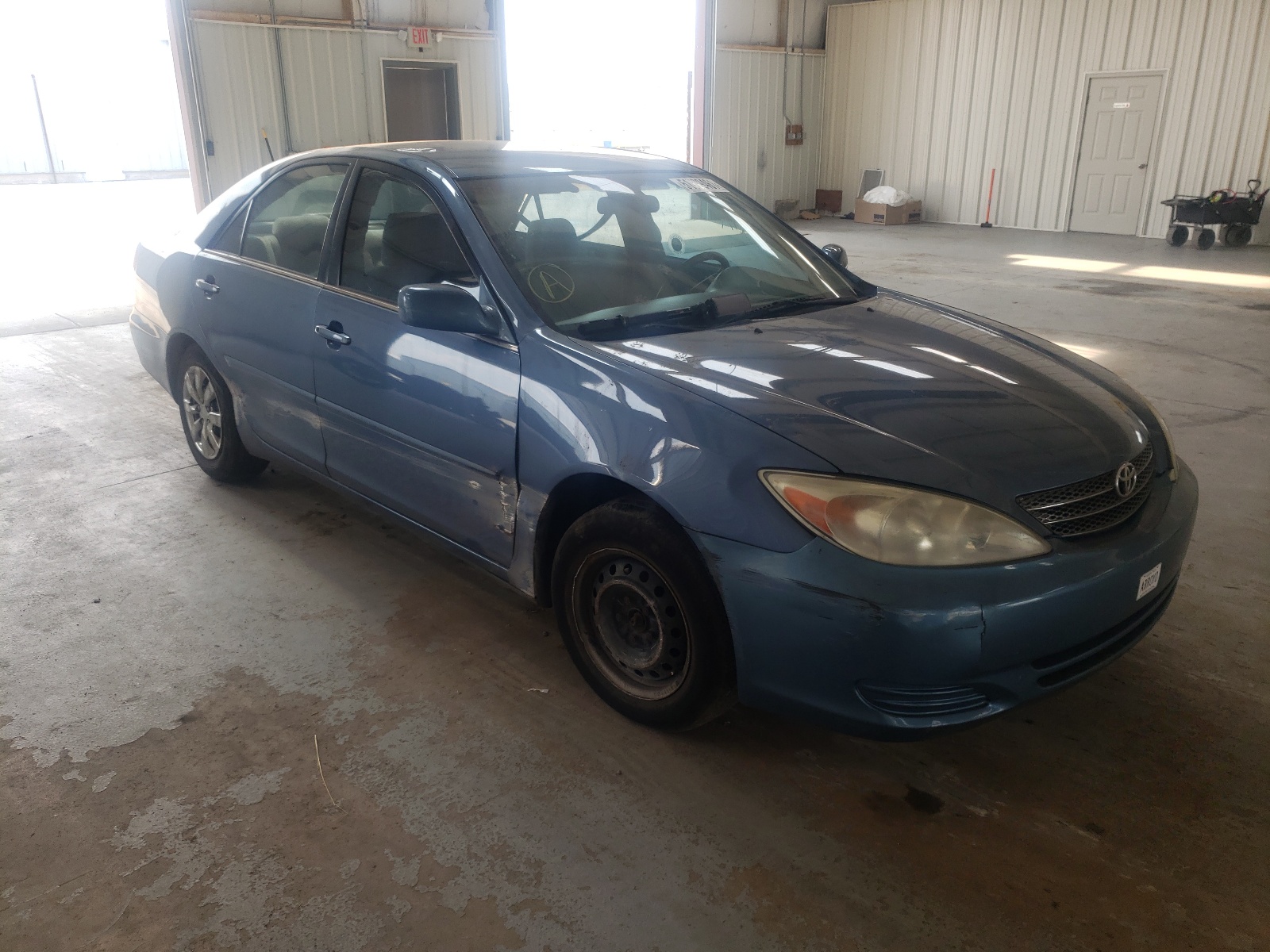 TOYOTA CAMRY LE 2004 with VIN 4T1BE32K34U898484 - Photo from auction