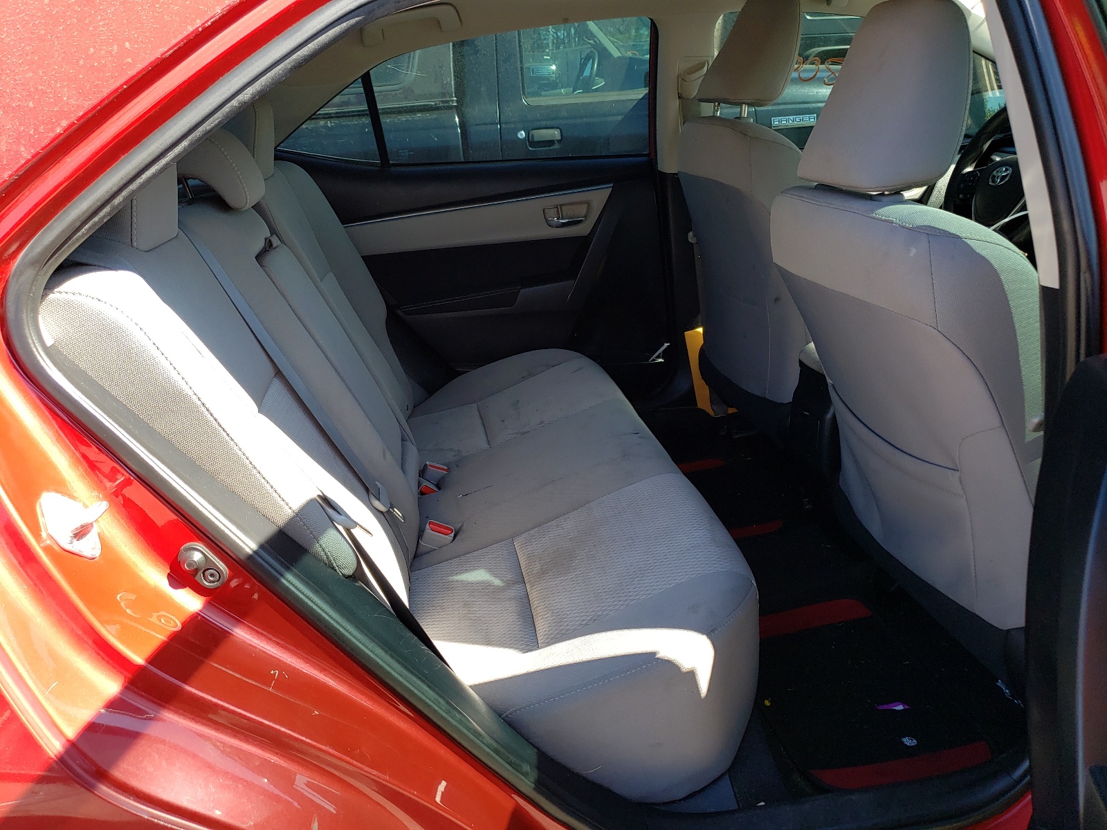 Zdjęcie 6 z aukcji – 2015 TOYOTA COROLLA L z VIN 2T1BURHE3FC246606