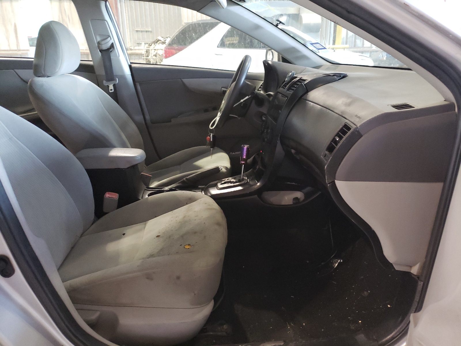 Photo 5 from auction – 2010 TOYOTA COROLLA BA with VIN 1NXBU4EE5AZ181305