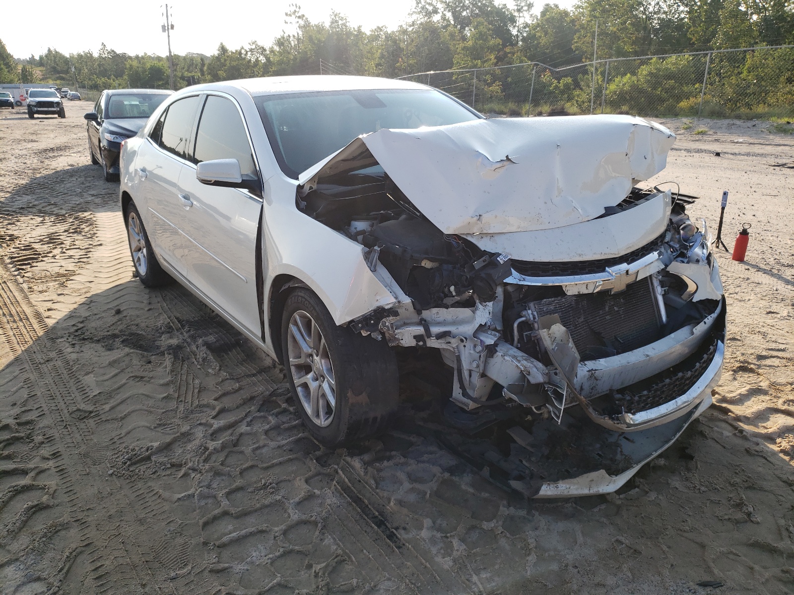 Photo 1 from auction – 2014 CHEVROLET MALIBU 1LT with VIN 1G11C5SL7EF256066