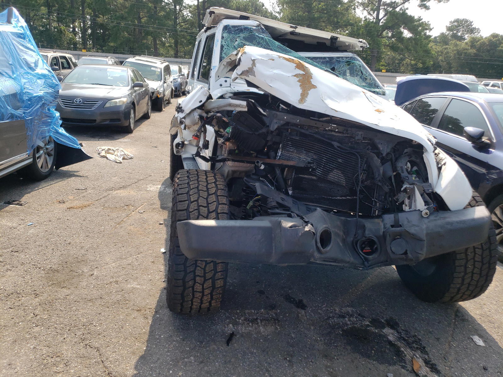 Photo 9 from auction – 2015 JEEP WRANGLER U with VIN 1C4BJWEG5FL644101