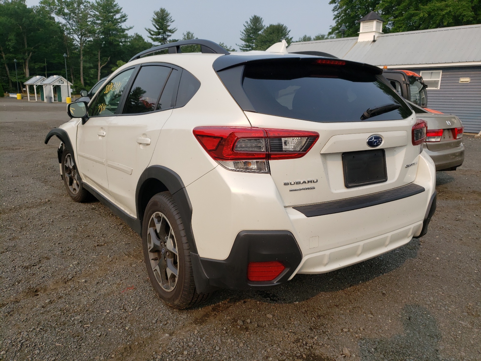 Photo 3 from auction – 2020 SUBARU CROSSTREK with VIN JF2GTAPC7L8262780