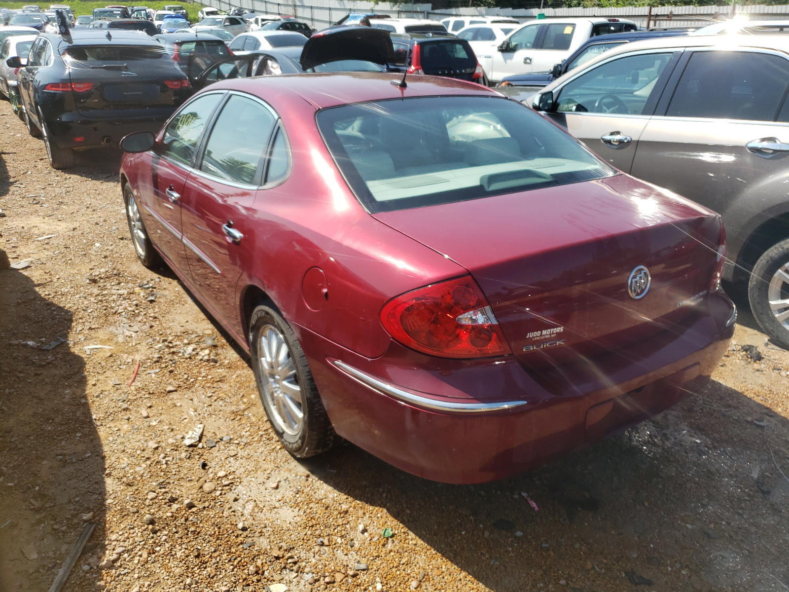 Photo 3 from auction – 2008 BUICK LACROSSE C with VIN 2G4WD582X81363760