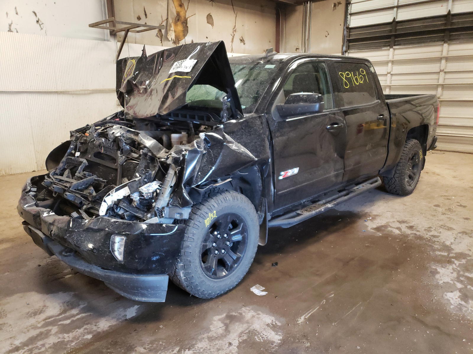 Photo 2 from auction – 2017 CHEVROLET SILVERADO with VIN 3GCUKSEC5HG165754