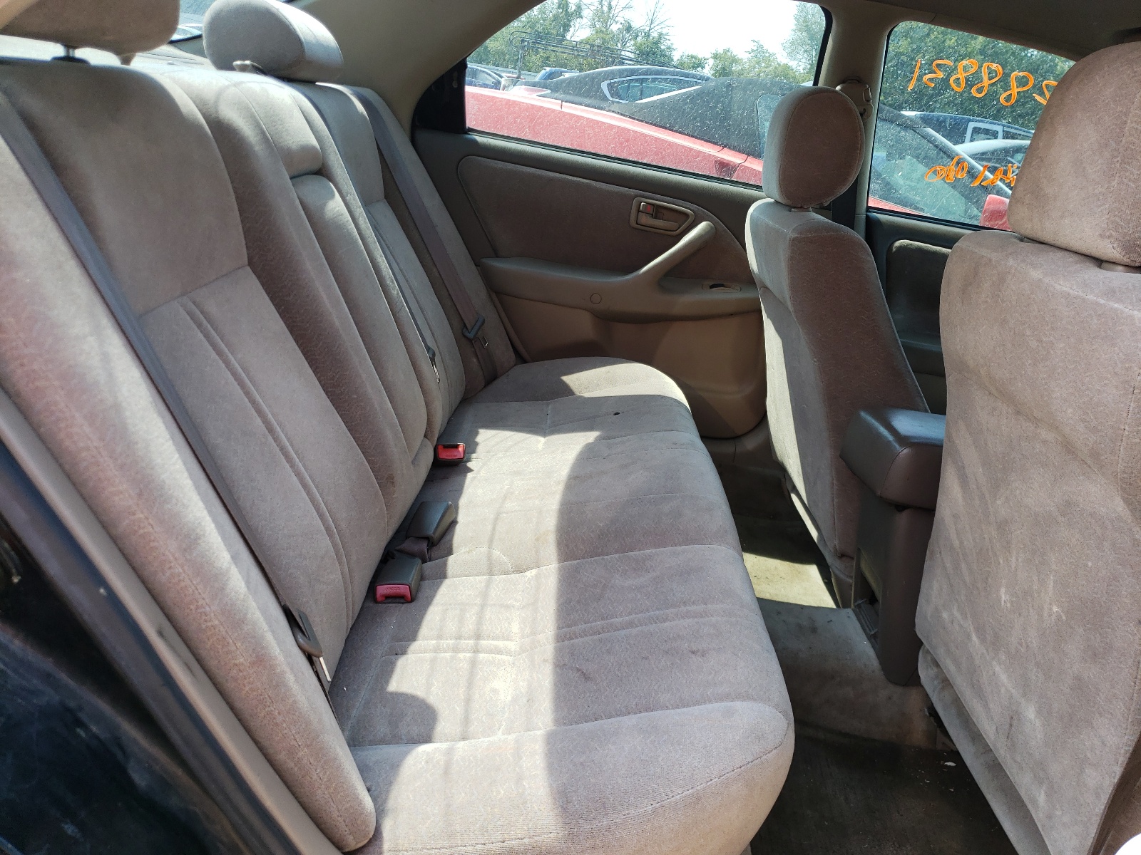 Photo 6 from auction – 1998 TOYOTA CAMRY CE with VIN JT2BG22K7W0260010