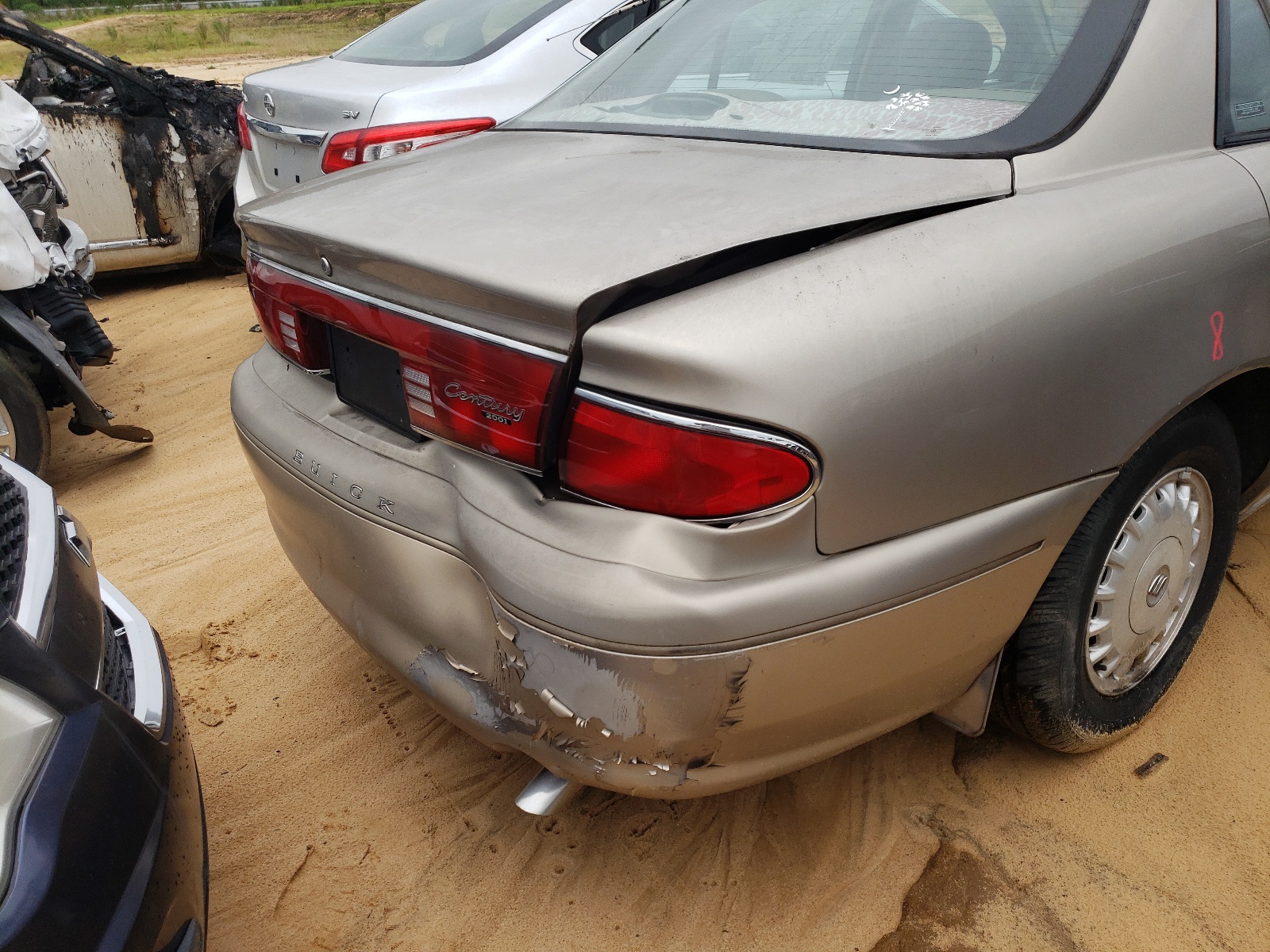 Photo 9 from auction – 2001 BUICK CENTURY LI with VIN 2G4WY55JX11171745