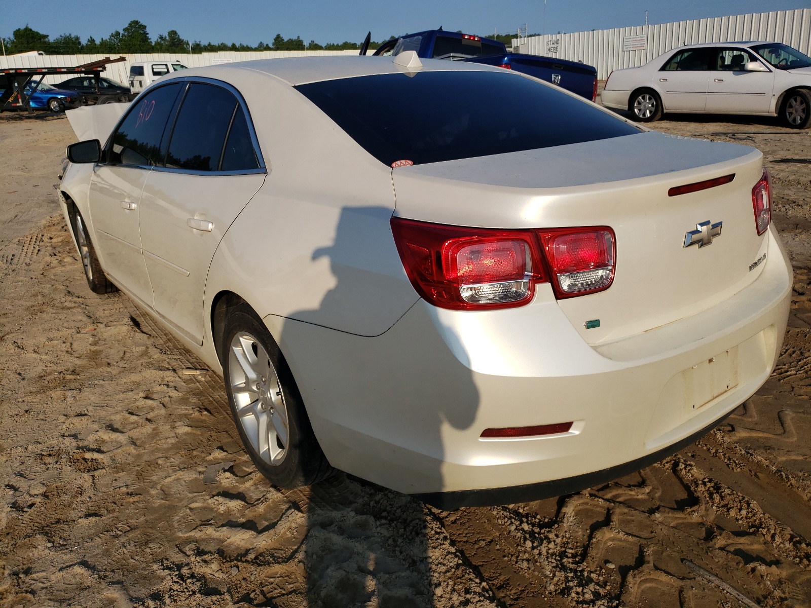 Photo 3 from auction – 2014 CHEVROLET MALIBU 1LT with VIN 1G11C5SL7EF256066