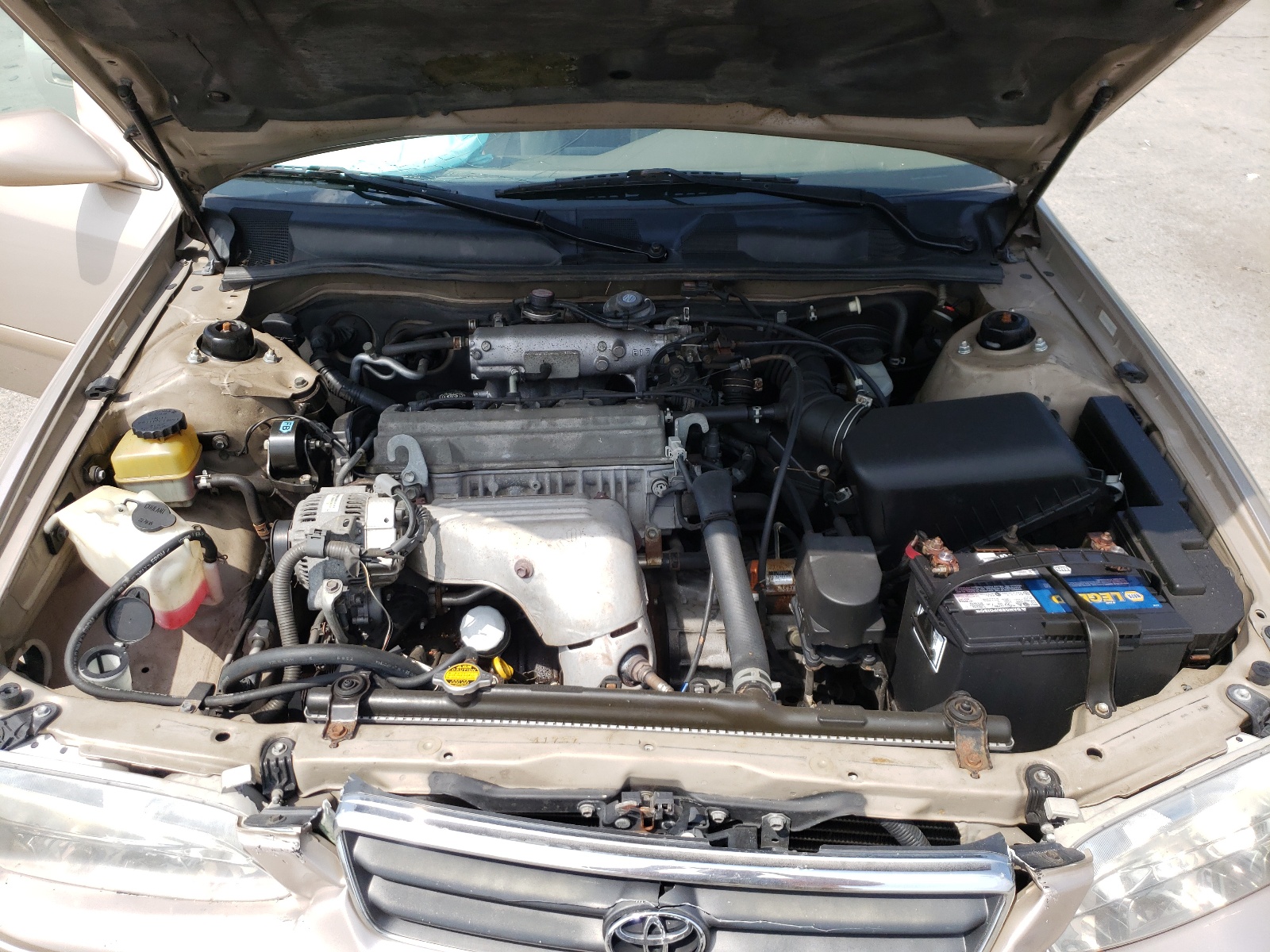 Photo 7 from auction – 2000 TOYOTA CAMRY CE with VIN 4T1BG22K4YU649346