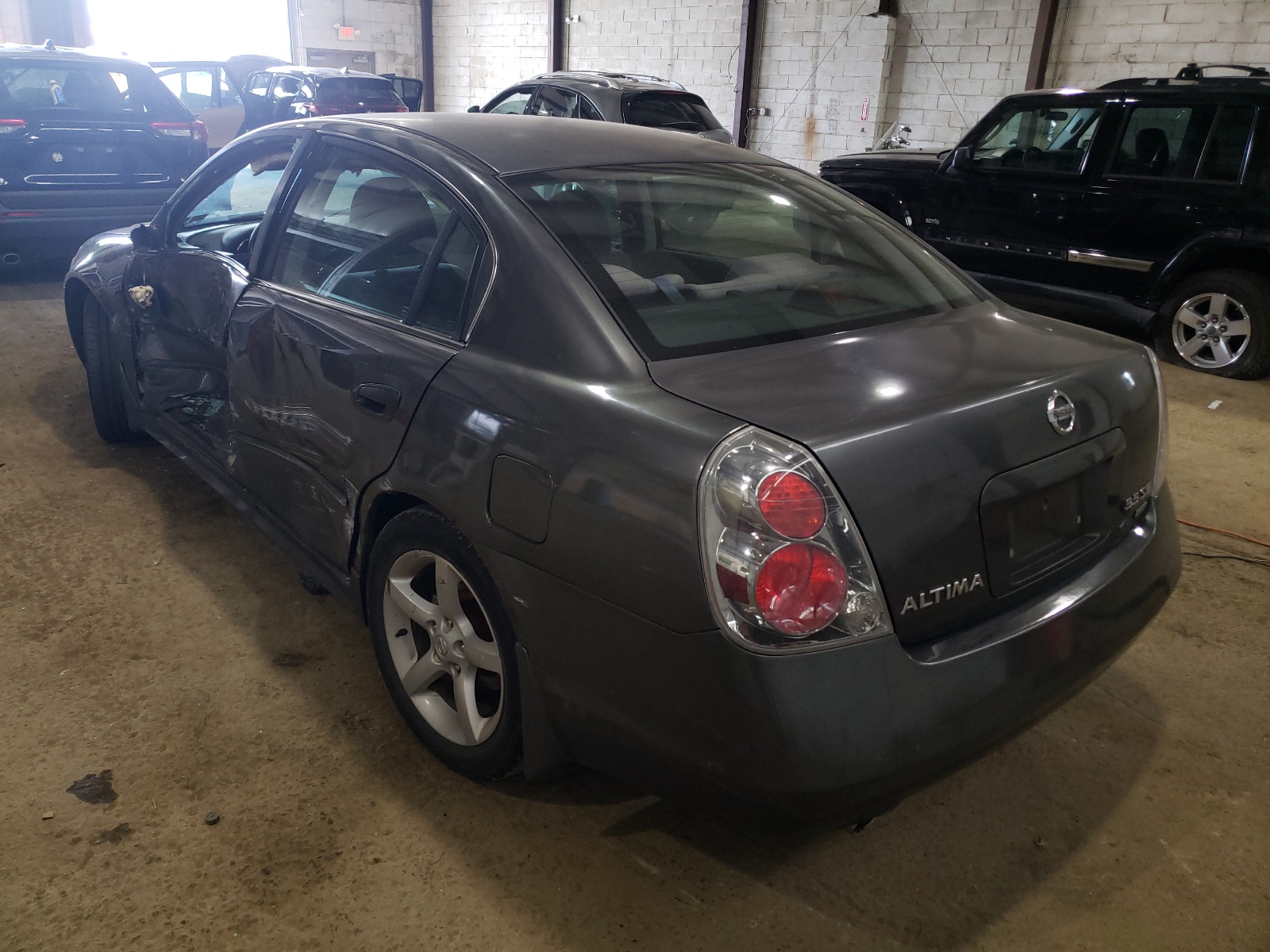 Photo 3 from auction – 2005 NISSAN ALTIMA SE with VIN 1N4BL11E15C956423