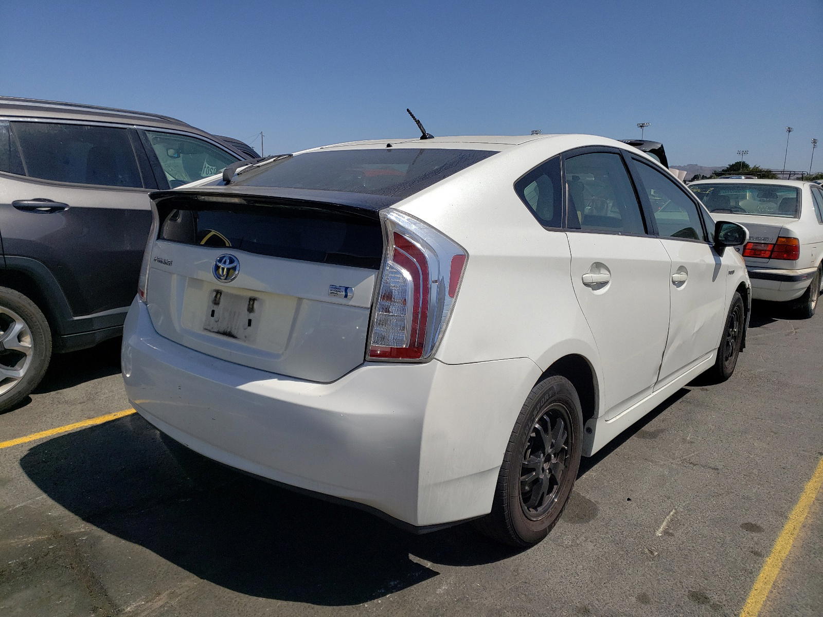 Photo 4 from auction – 2013 TOYOTA PRIUS with VIN JTDKN3DU2D0346016