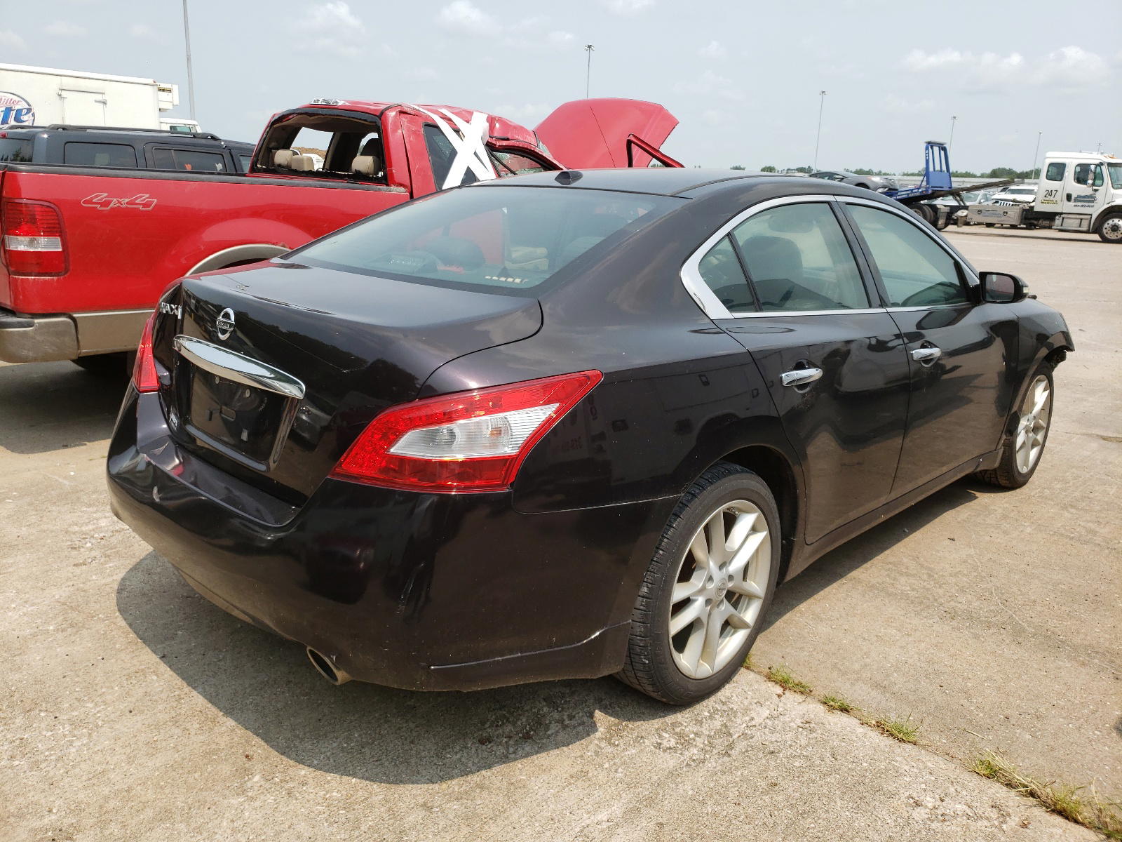 Photo 4 from auction – 2011 NISSAN MAXIMA S with VIN 1N4AA5AP6BC813988