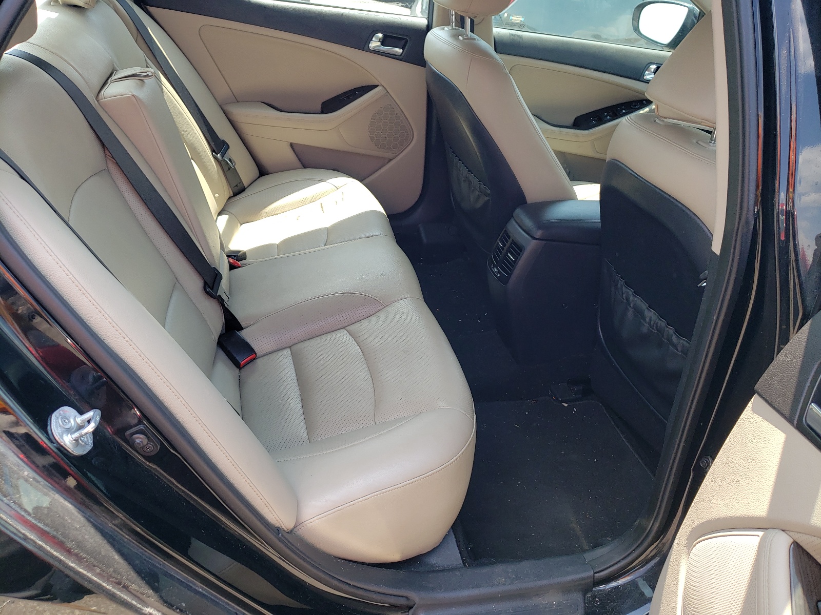 Фото 6 с аукциона – 2014 KIA OPTIMA EX с VIN 5XXGN4A77EG301261
