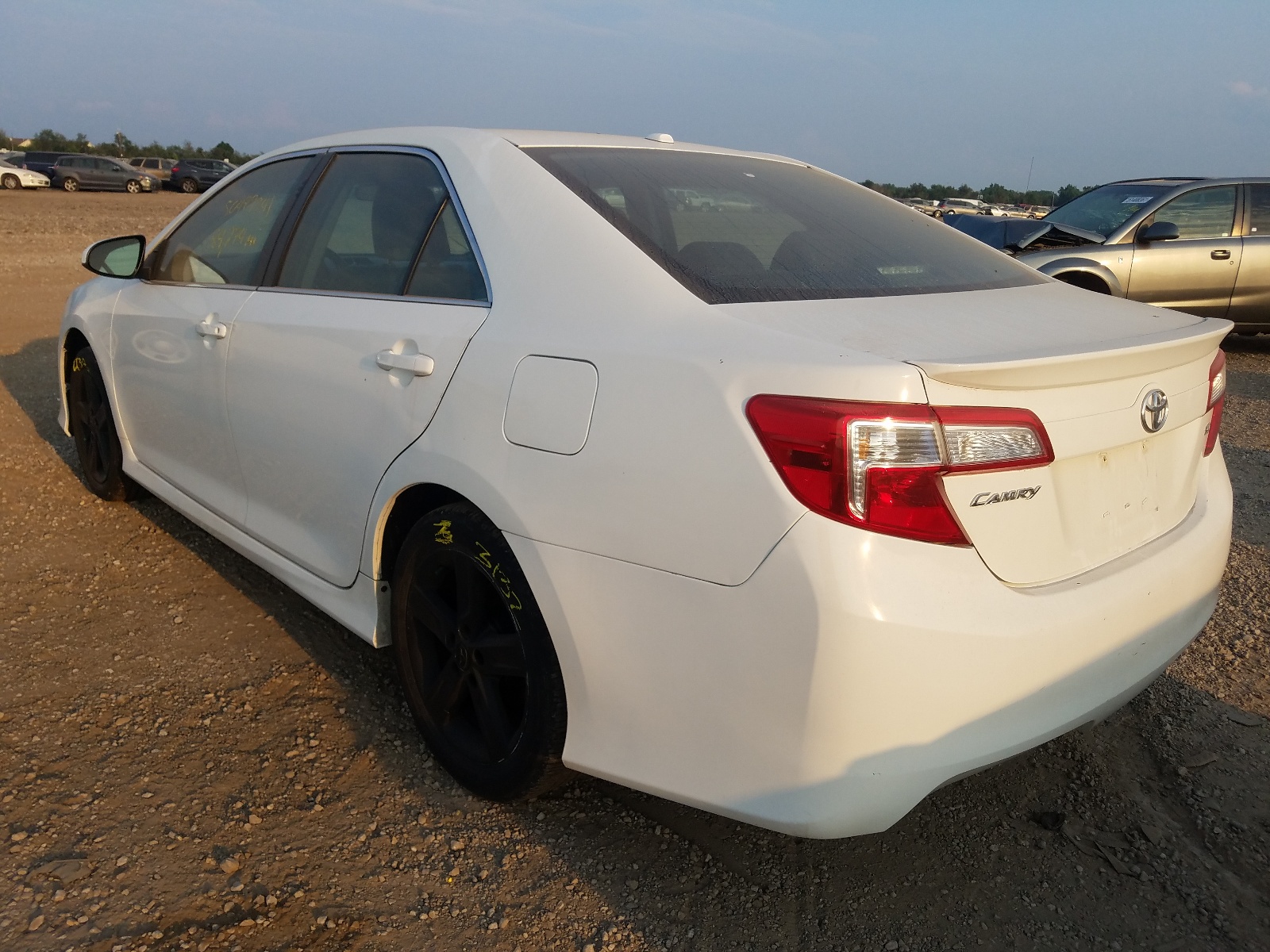 Фото 3 с аукциона – 2012 TOYOTA CAMRY BASE с VIN 4T1BF1FK7CU567952