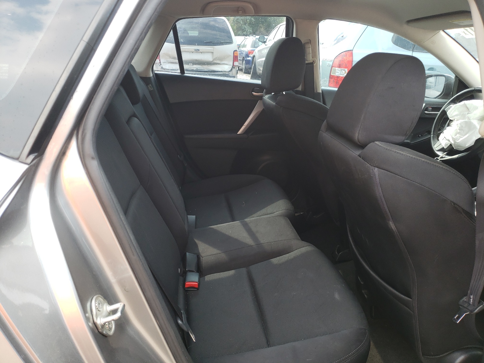 Photo 6 from auction – 2010 MAZDA 3 S with VIN JM1BL1H56A1331165