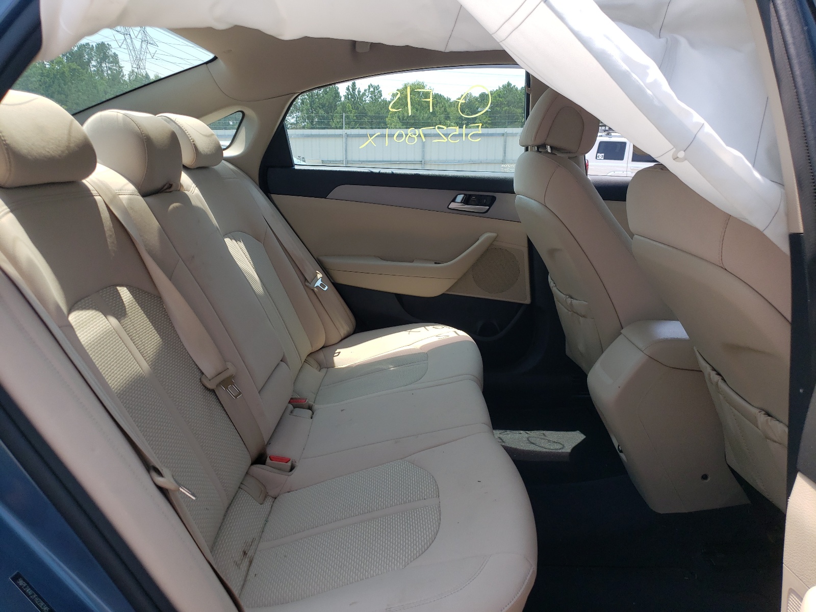 Photo 6 from auction – 2015 HYUNDAI SONATA SE with VIN 5NPE24AF2FH228345