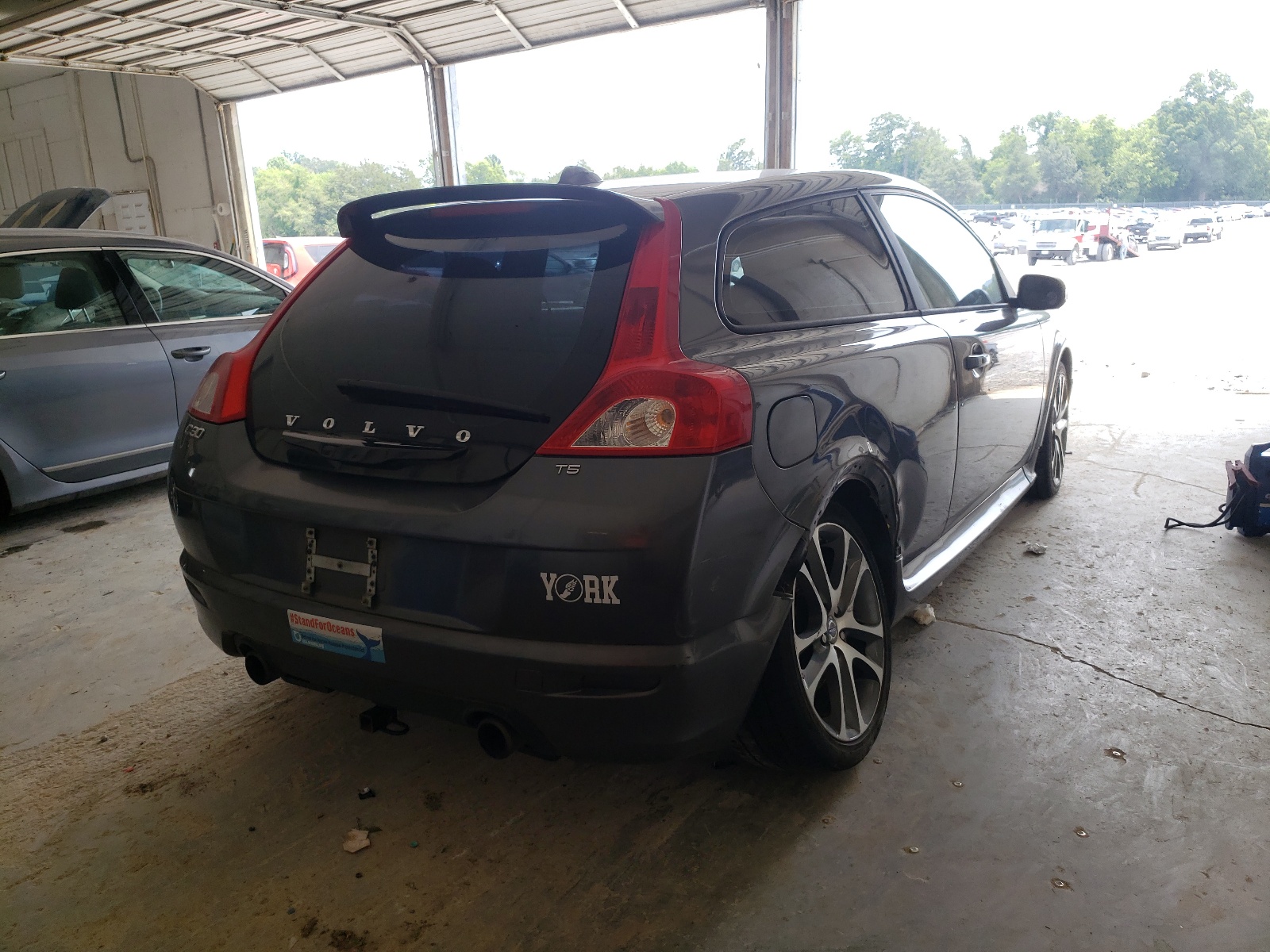 Photo 4 from auction – 2009 VOLVO C30 T5 with VIN YV1MK672092146111