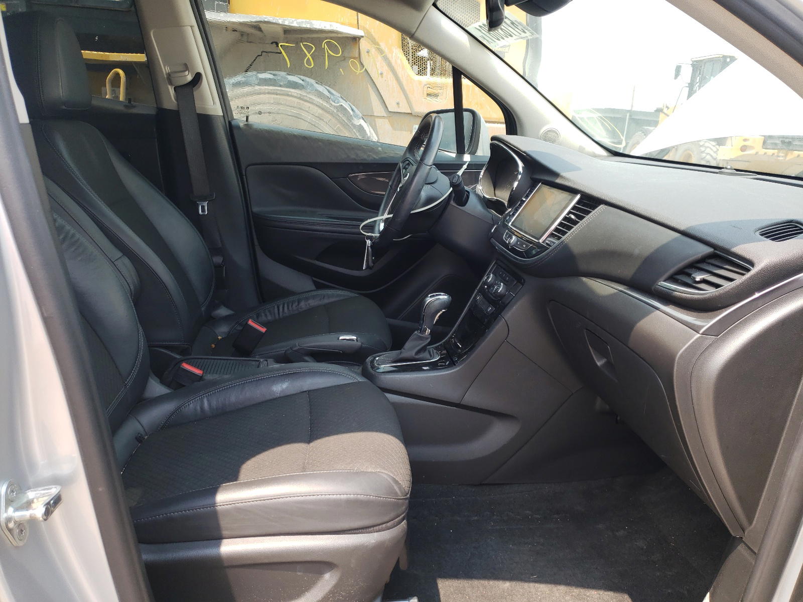 Photo 5 from auction – 2017 BUICK ENCORE SPO with VIN KL4CJ1SB4HB121932