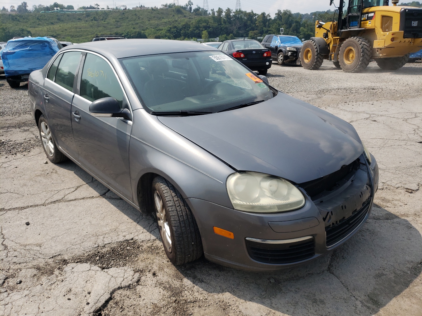 VOLKSWAGEN JETTA 2007 with VIN 3VWRF71K67M001253 - Photo from auction
