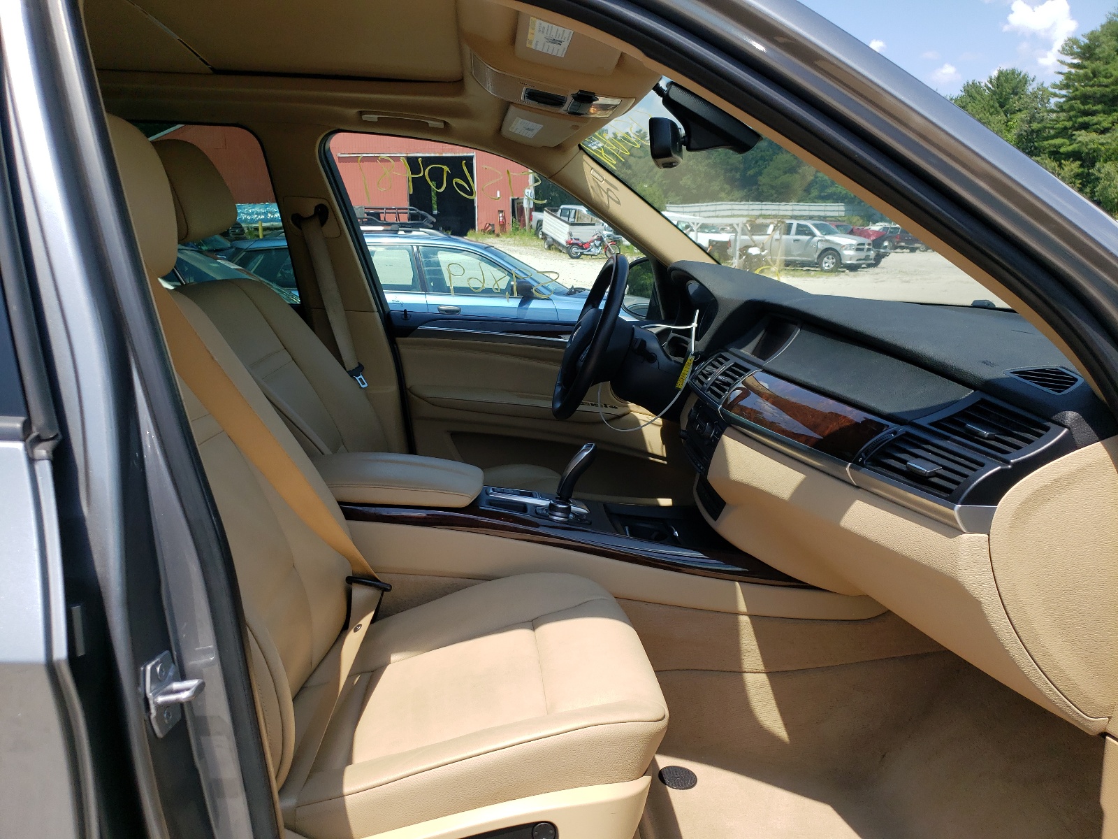 Photo 5 from auction – 2013 BMW X5 XDRIVE3 with VIN 5UXZV4C50D0E01563