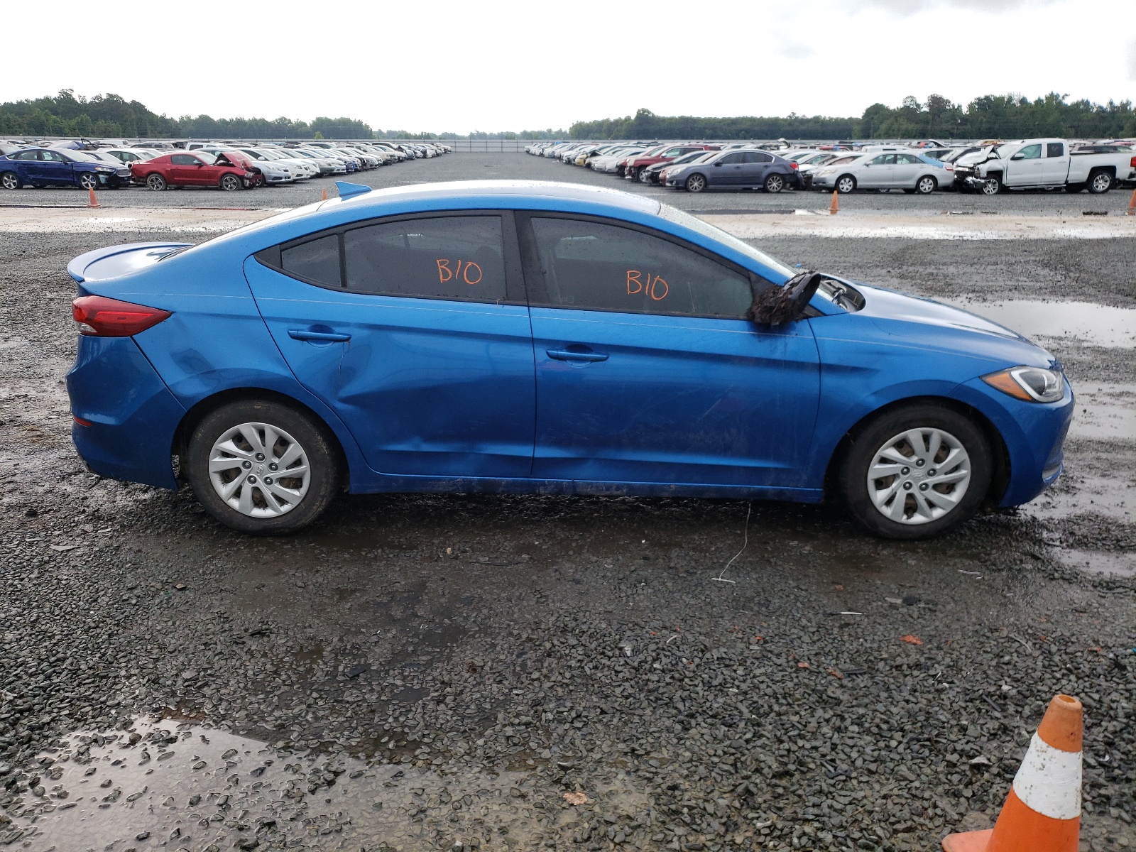 Photo 9 from auction – 2017 HYUNDAI ELANTRA SE with VIN 5NPD74LF6HH208144