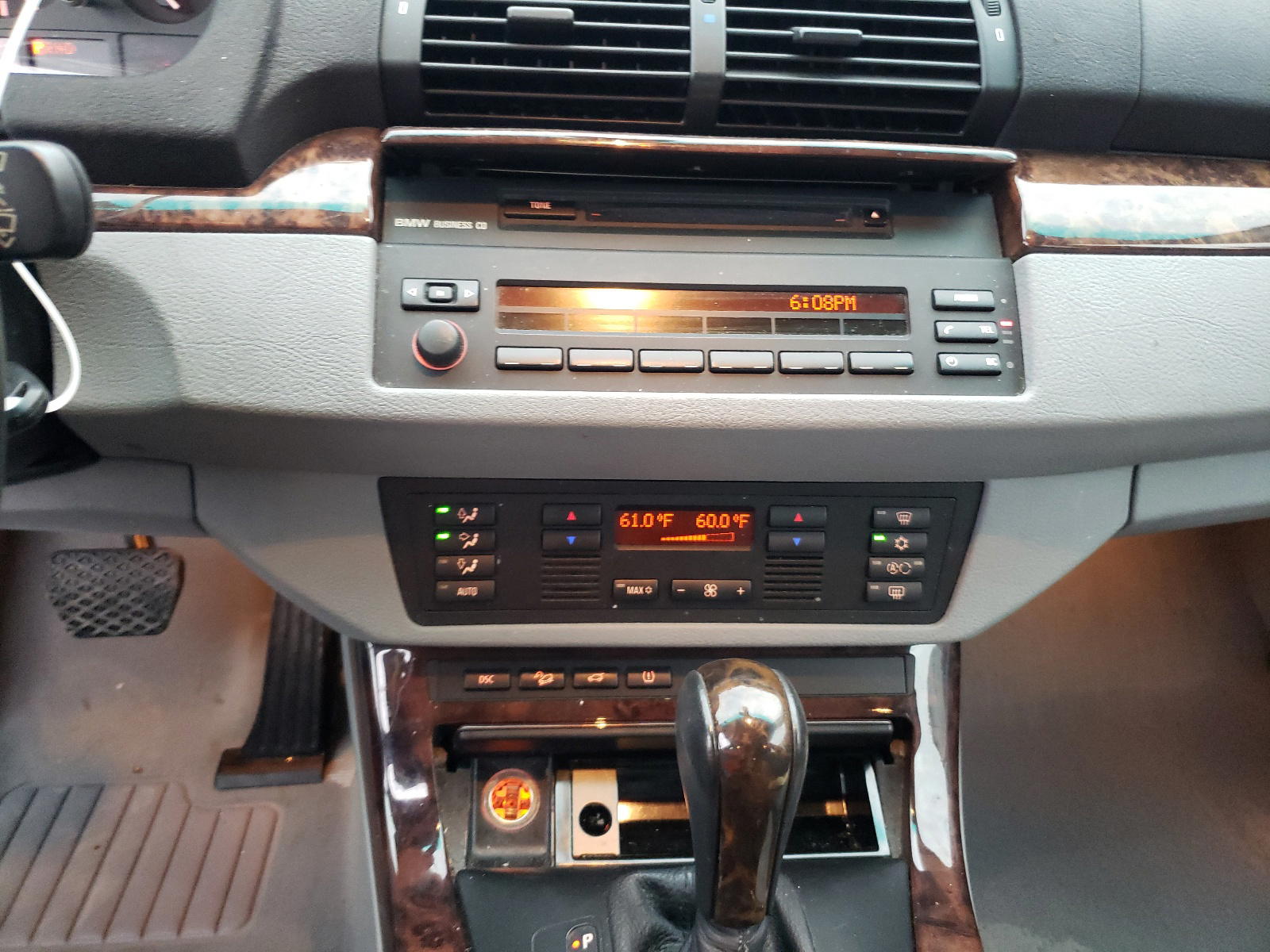 Photo 9 from auction – 2004 BMW X5 3.0I with VIN 5UXFA13534LU41712