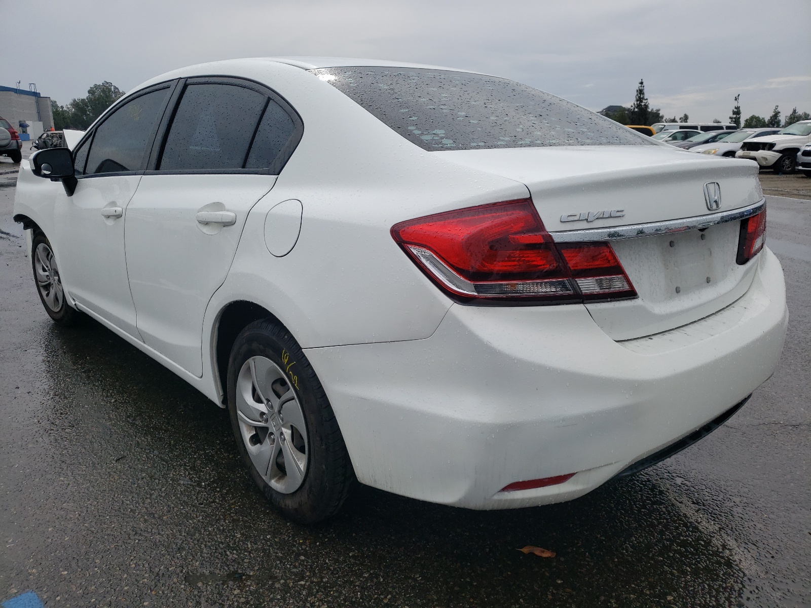 Photo 3 from auction – 2015 HONDA CIVIC LX with VIN 19XFB2F5XFE276009