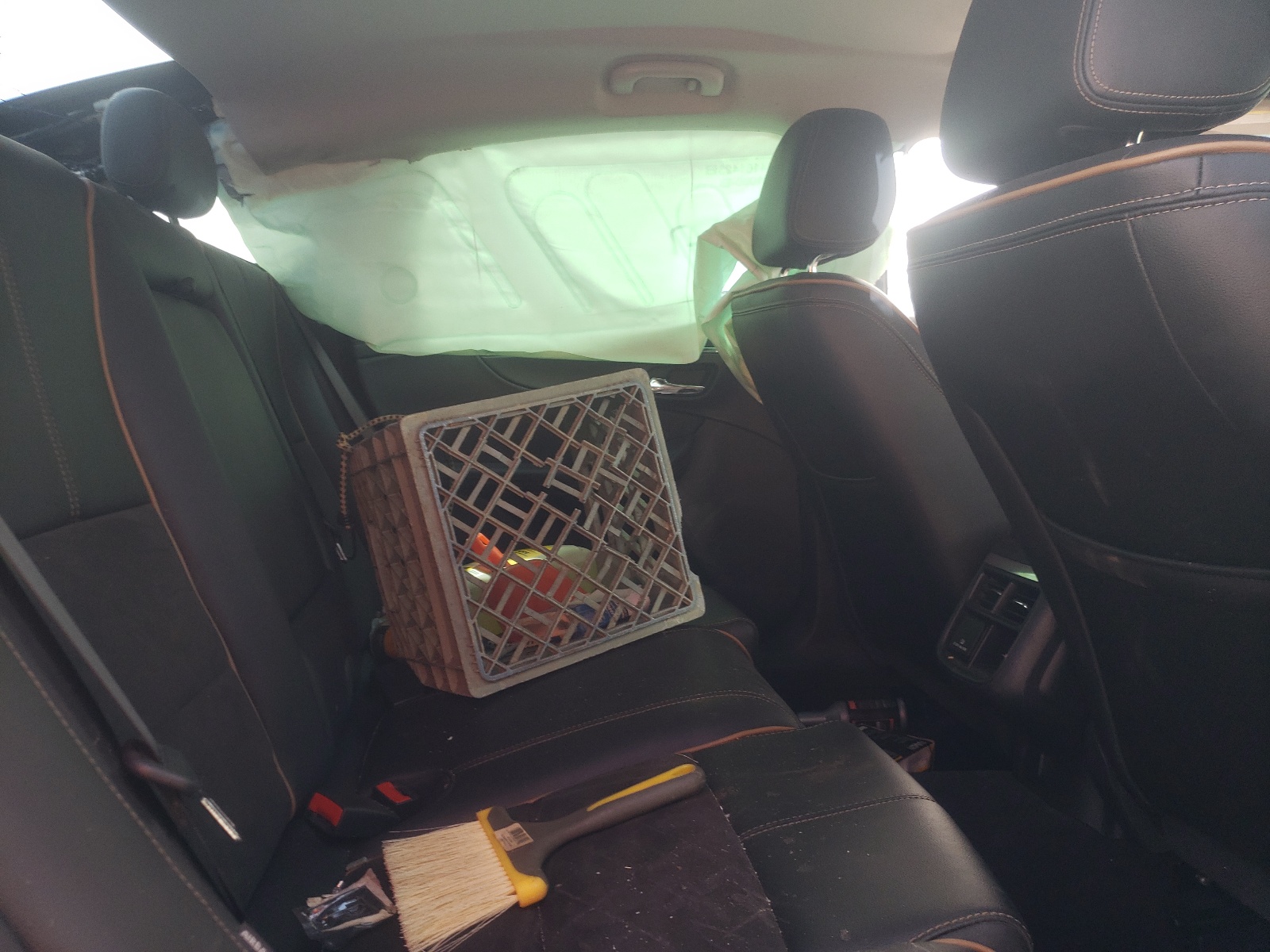 Photo 6 from auction – 2015 CHEVROLET IMPALA LT with VIN 1G1125S3XFU136763