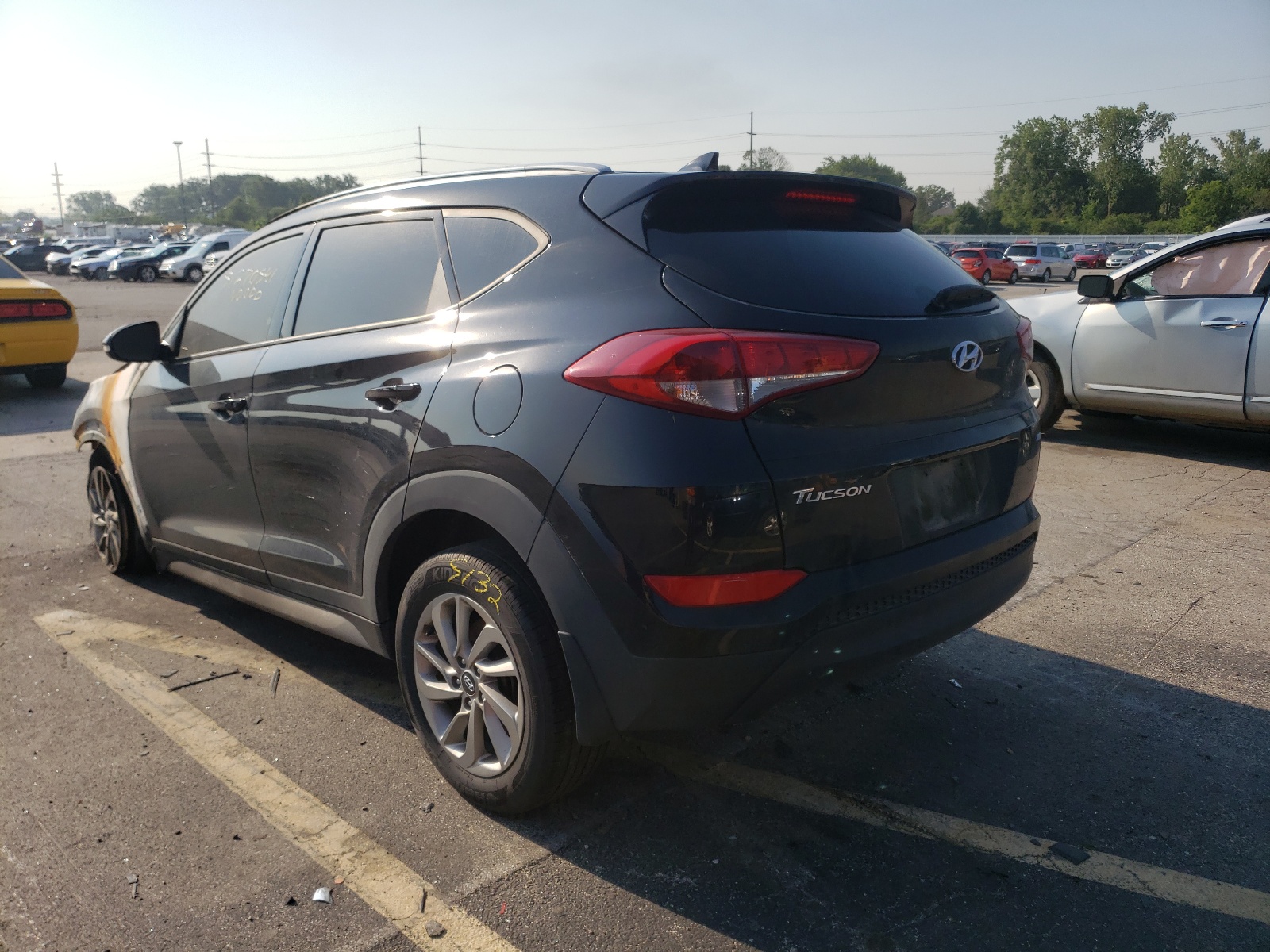 Photo 3 from auction – 2017 HYUNDAI TUCSON LIM with VIN KM8J3CA41HU557580