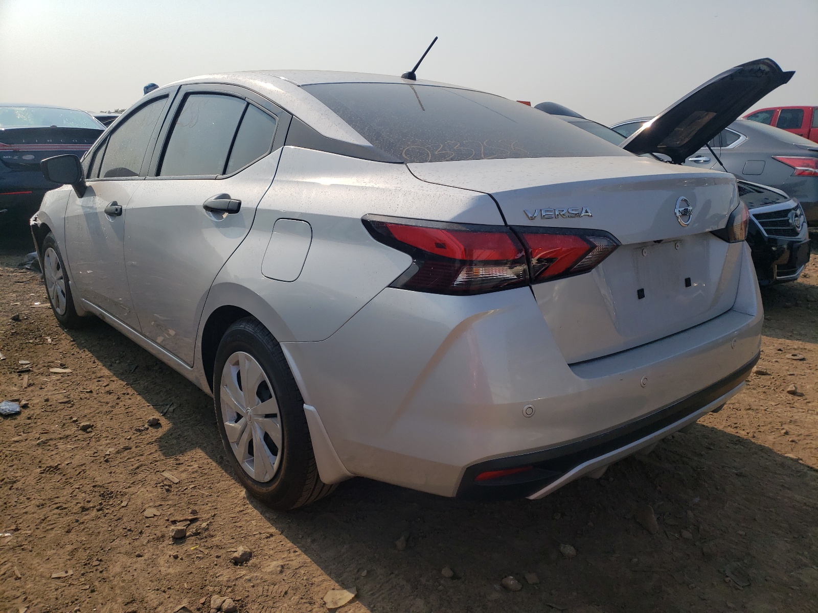Photo 3 from auction – 2020 NISSAN VERSA S with VIN 3N1CN8DV6LL902214