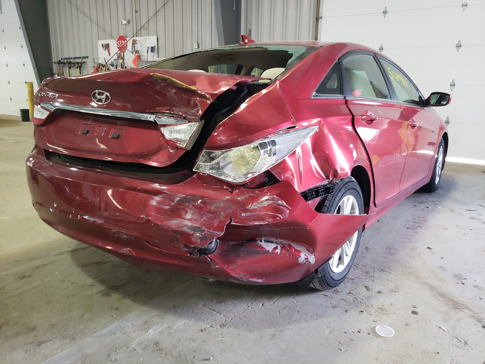 Photo 4 from auction – 2012 HYUNDAI SONATA GLS with VIN 5NPEB4AC6CH441543