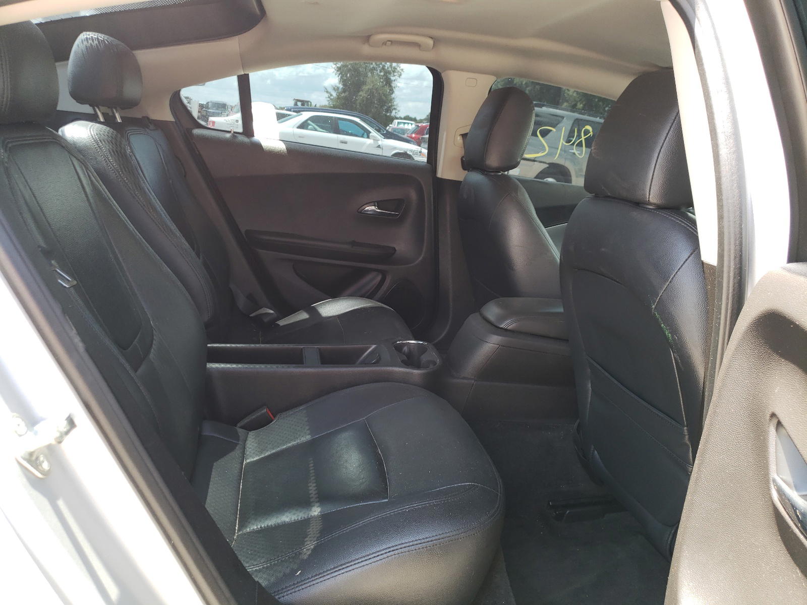 Photo 6 from auction – 2014 CHEVROLET VOLT with VIN 1G1RA6E4XEU145378