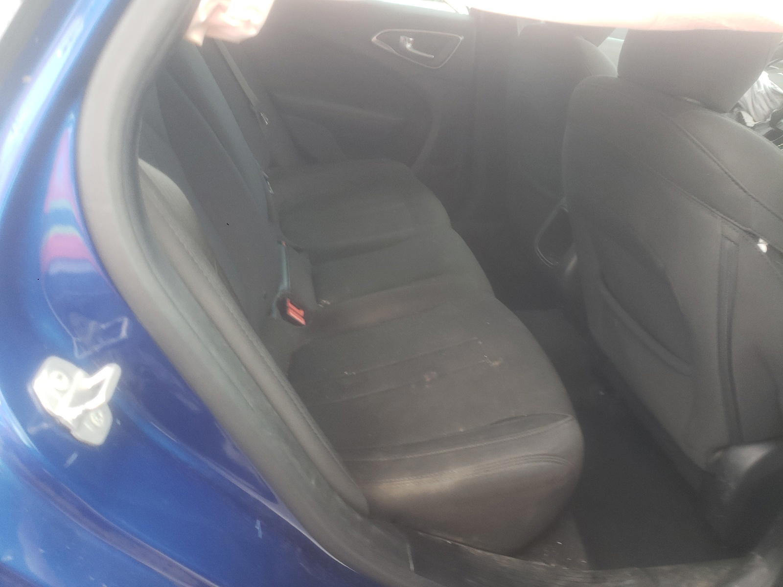 Photo 6 from auction – 2016 CHRYSLER 200 LIMITE with VIN 1C3CCCAB6GN144465