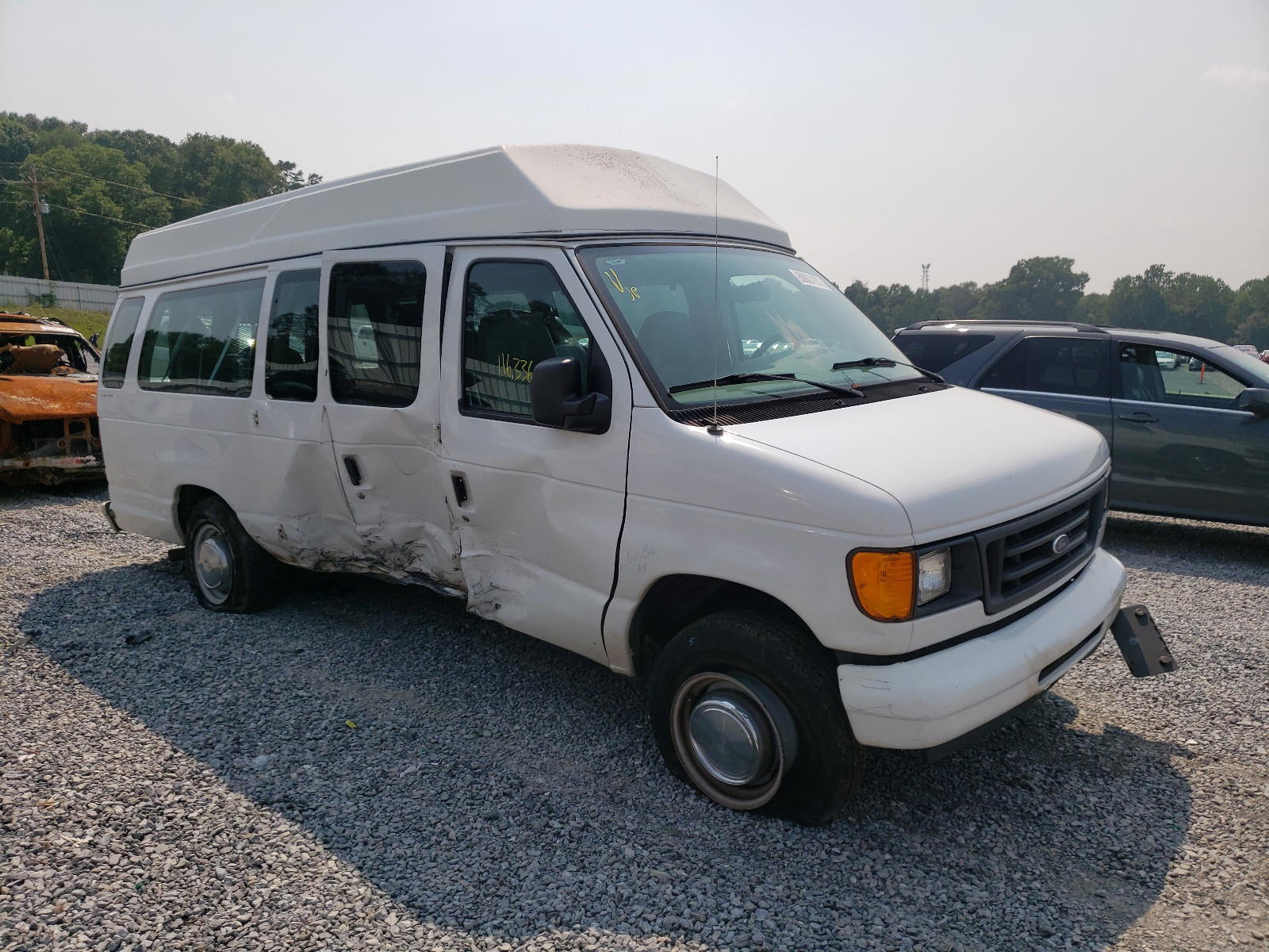 FORD ECONOLINE 2005 with VIN 1FTNS24LX5HA22709 - Photo from auction