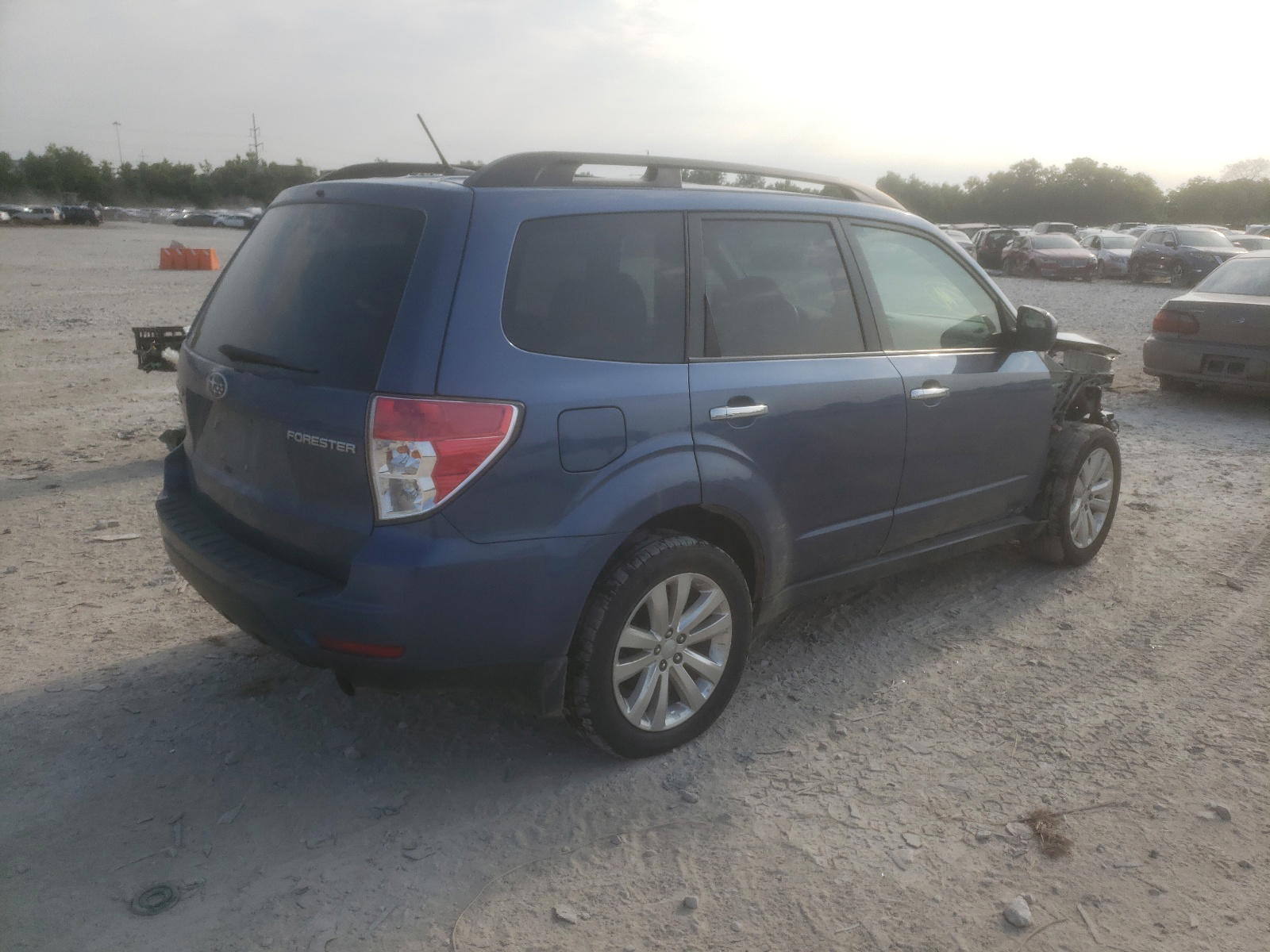 Photo 4 from auction – 2011 SUBARU FORESTER L with VIN JF2SHBFC7BH719606